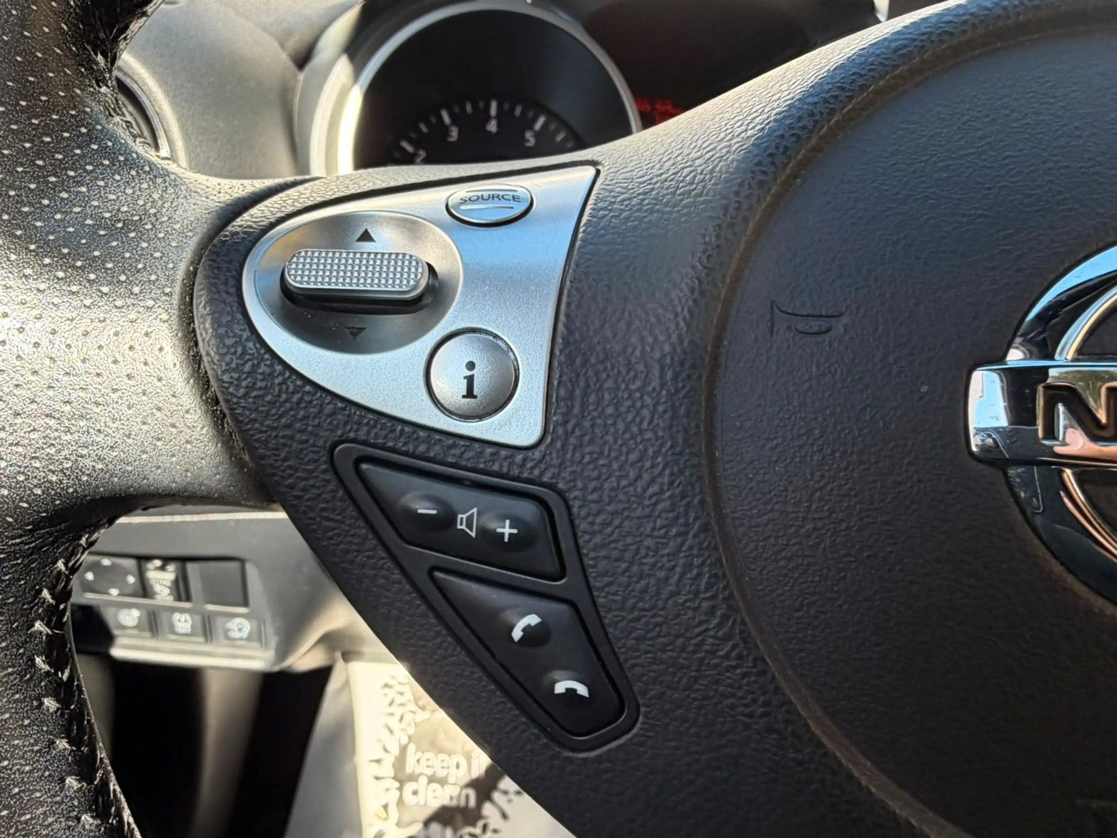 Nissan Juke N-Connecta*NAVI*BT*SHZ*HU*TEMPOMAT — photo 13