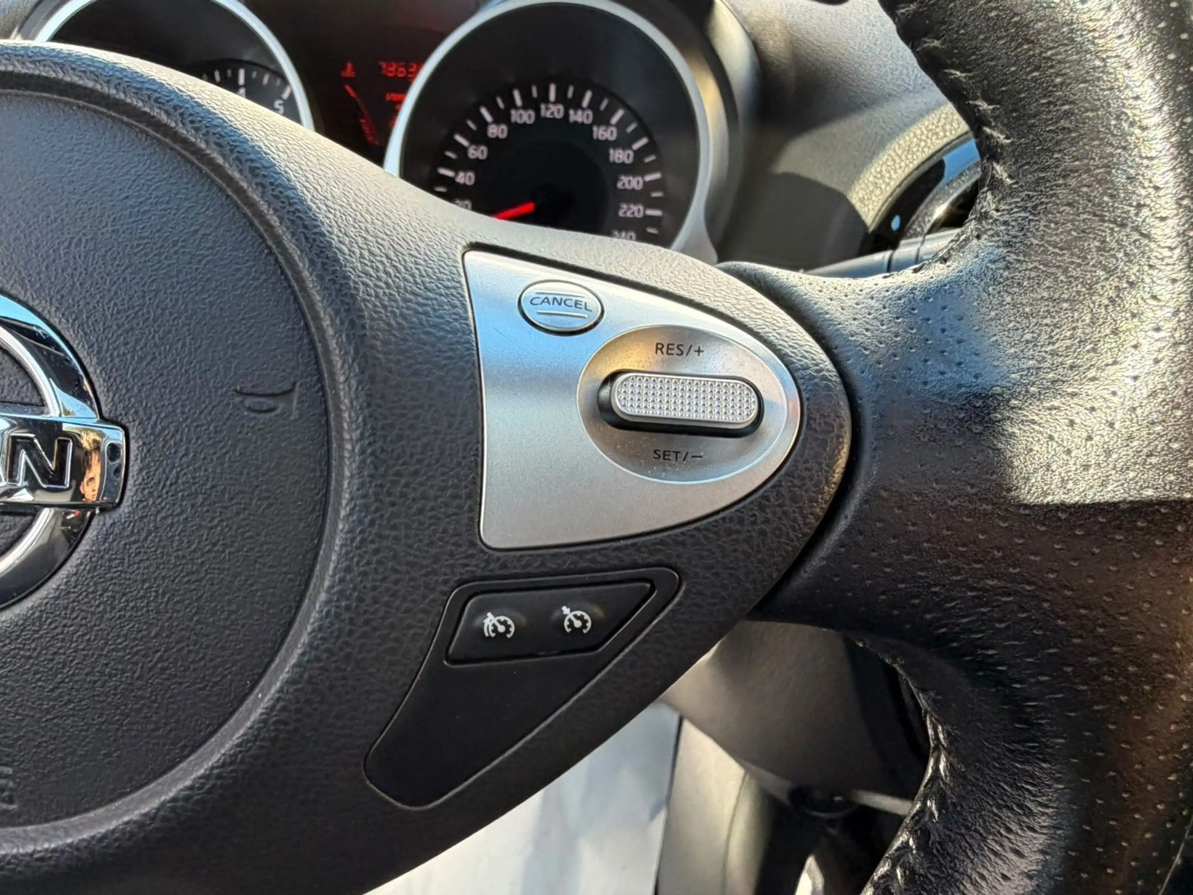 Nissan Juke N-Connecta*NAVI*BT*SHZ*HU*TEMPOMAT — photo 14