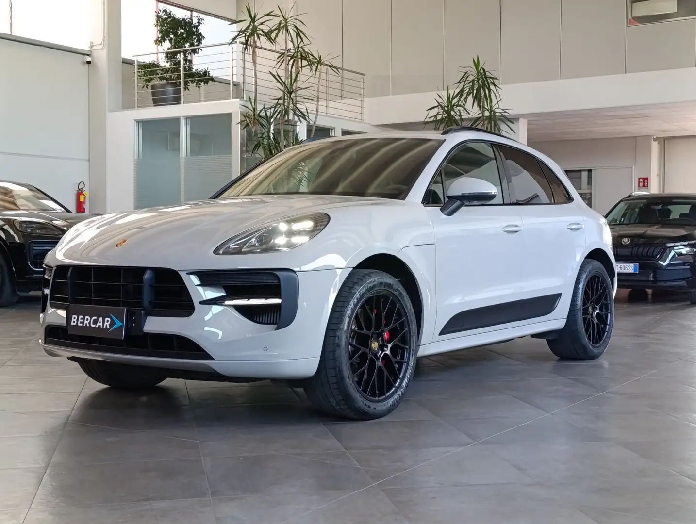 Porsche Macan 2.9 GTS*volante GT Sport*SOUND BOSE*PASM*RADIO DA Blanc - 1