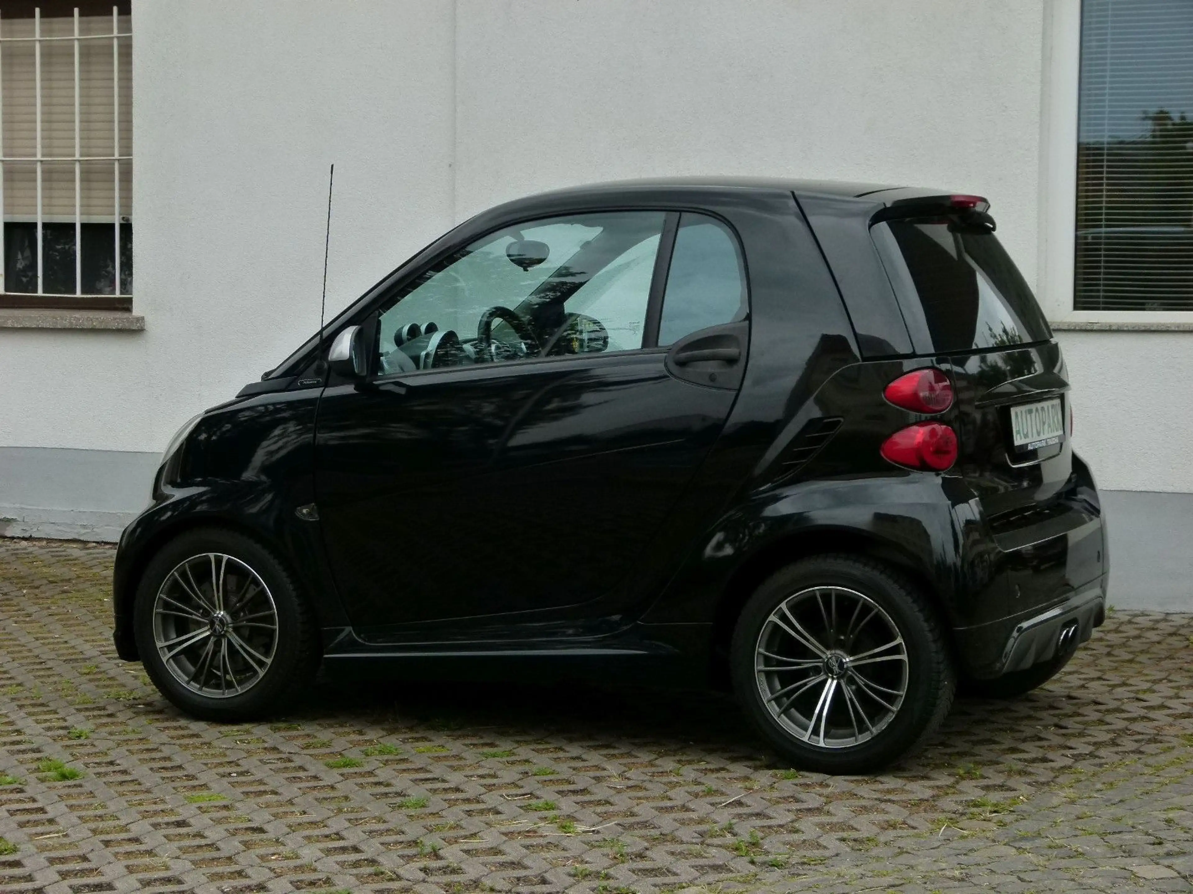 smart forTwo BRABUS Leder Klima SHz TÜV NEU +GARANTIE+ — photo 2