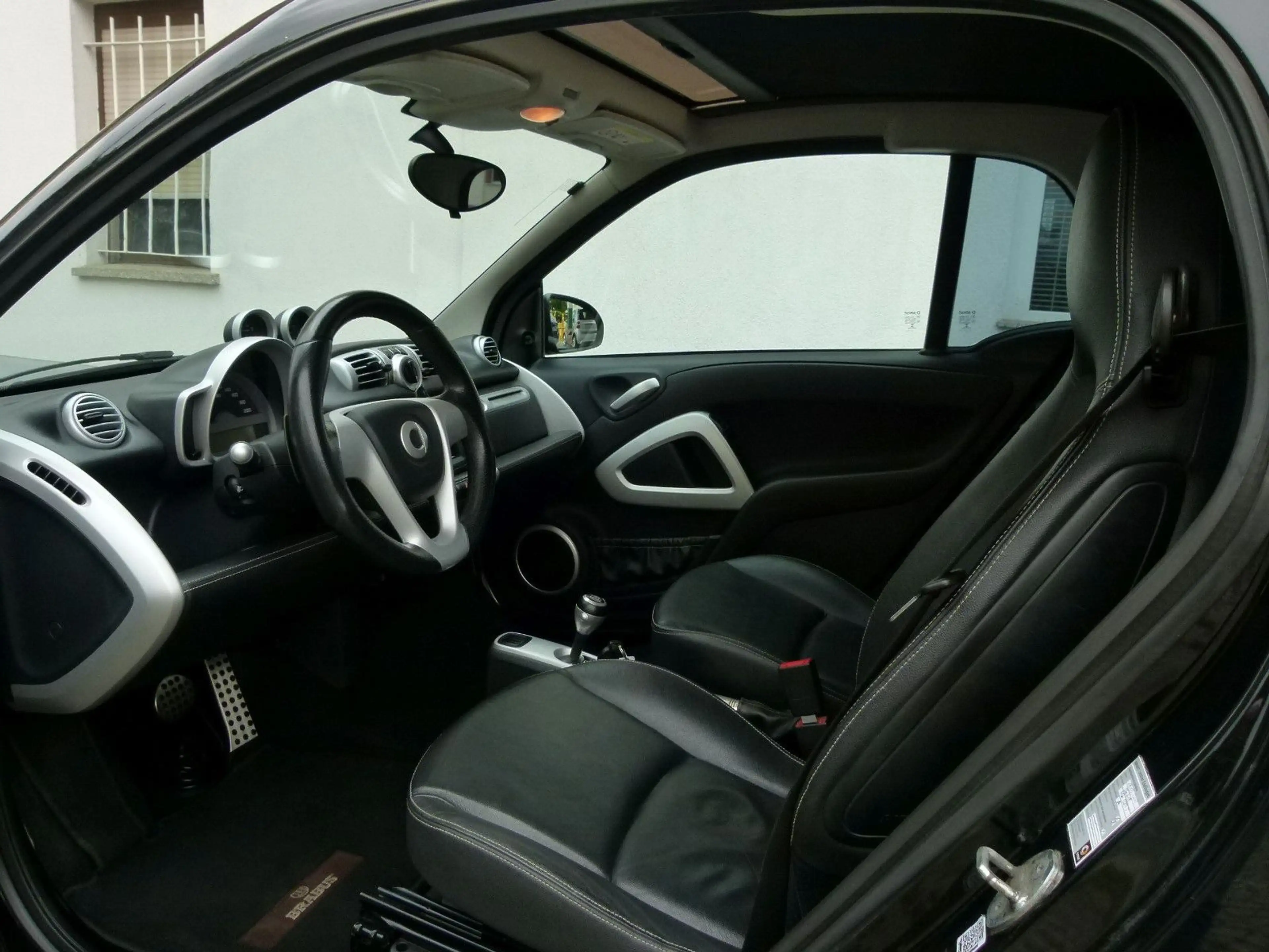 smart forTwo BRABUS Leder Klima SHz TÜV NEU +GARANTIE+ — photo 7