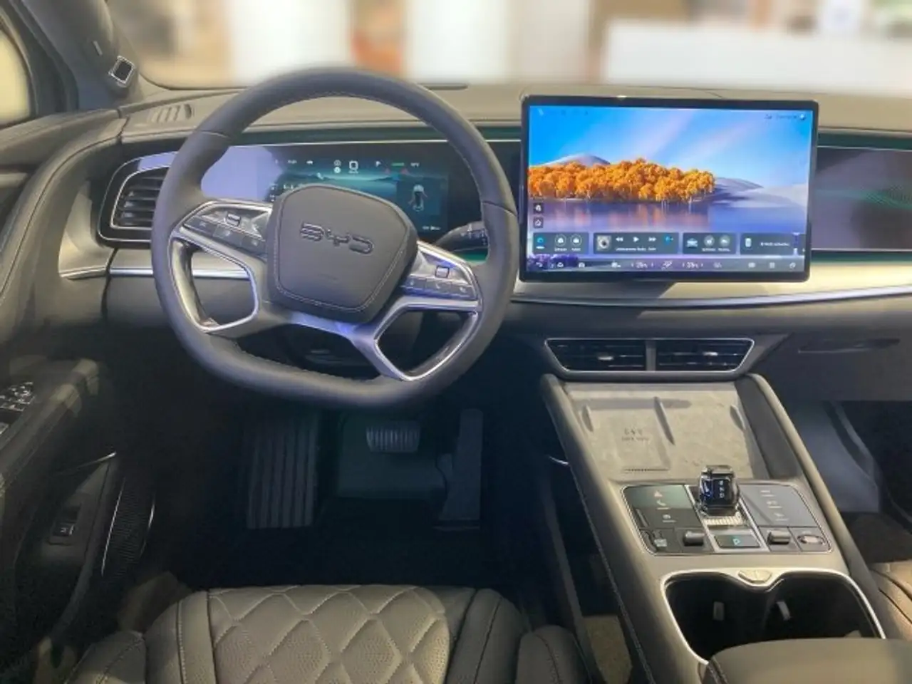 BYD SEALION 7