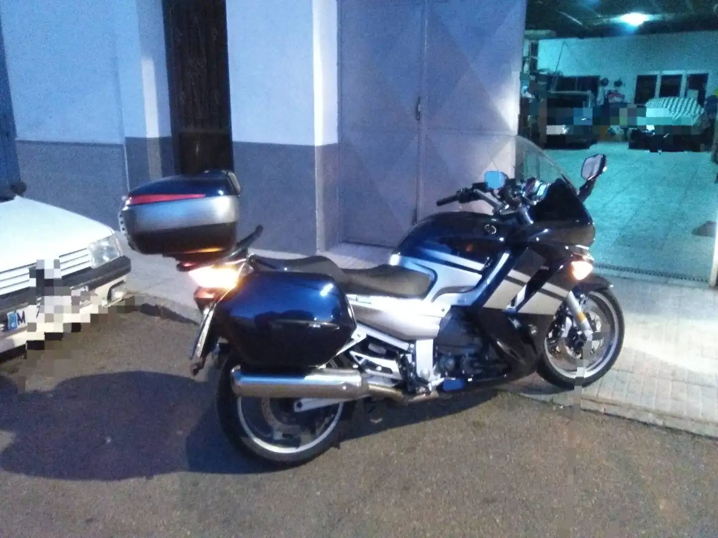 Yamaha FJR 1300 Azul - 1