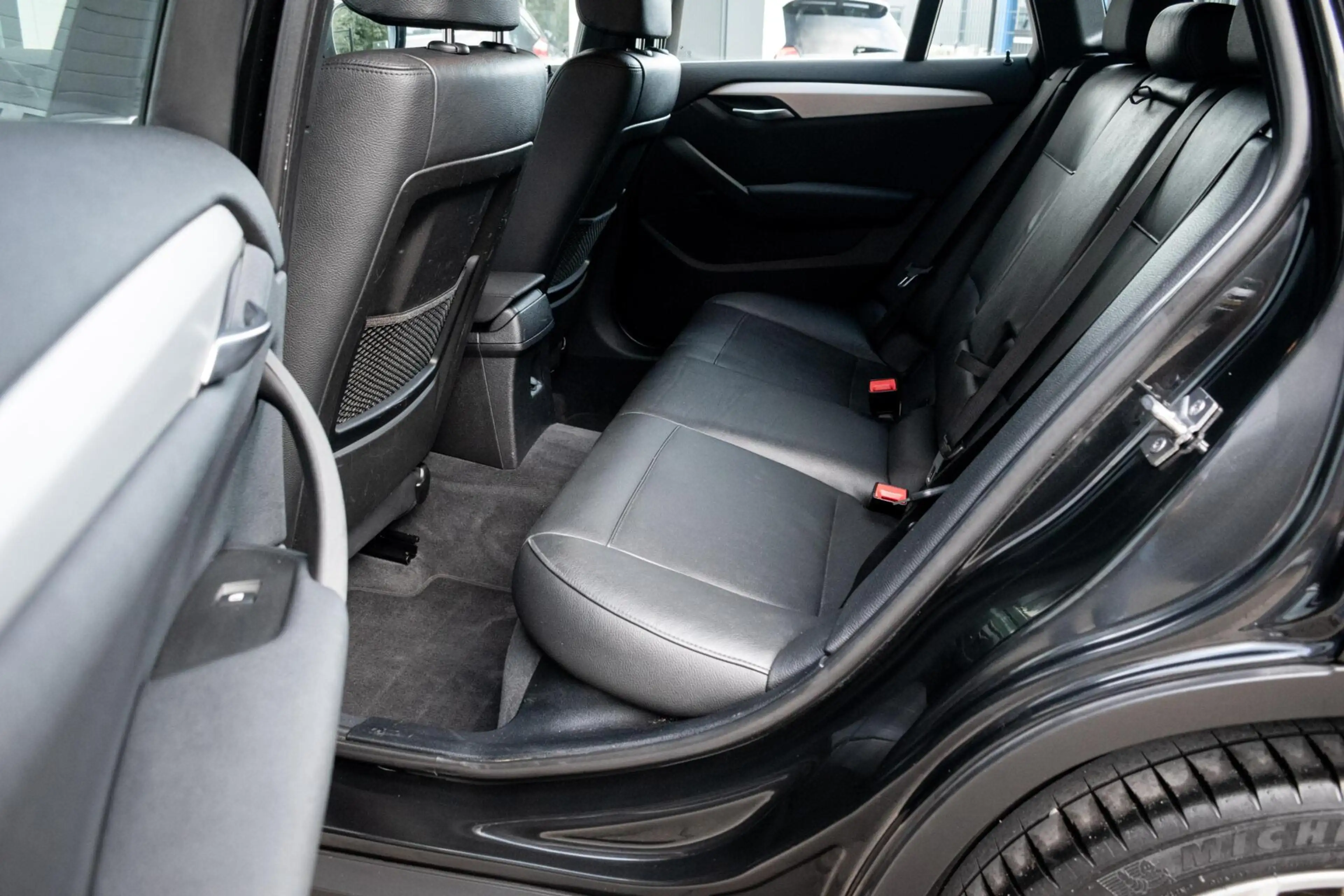 BMW X1 sDrive18i Executive|AFN. TREKHAAK|NAVI|CLIMATE|CRU — photo 6