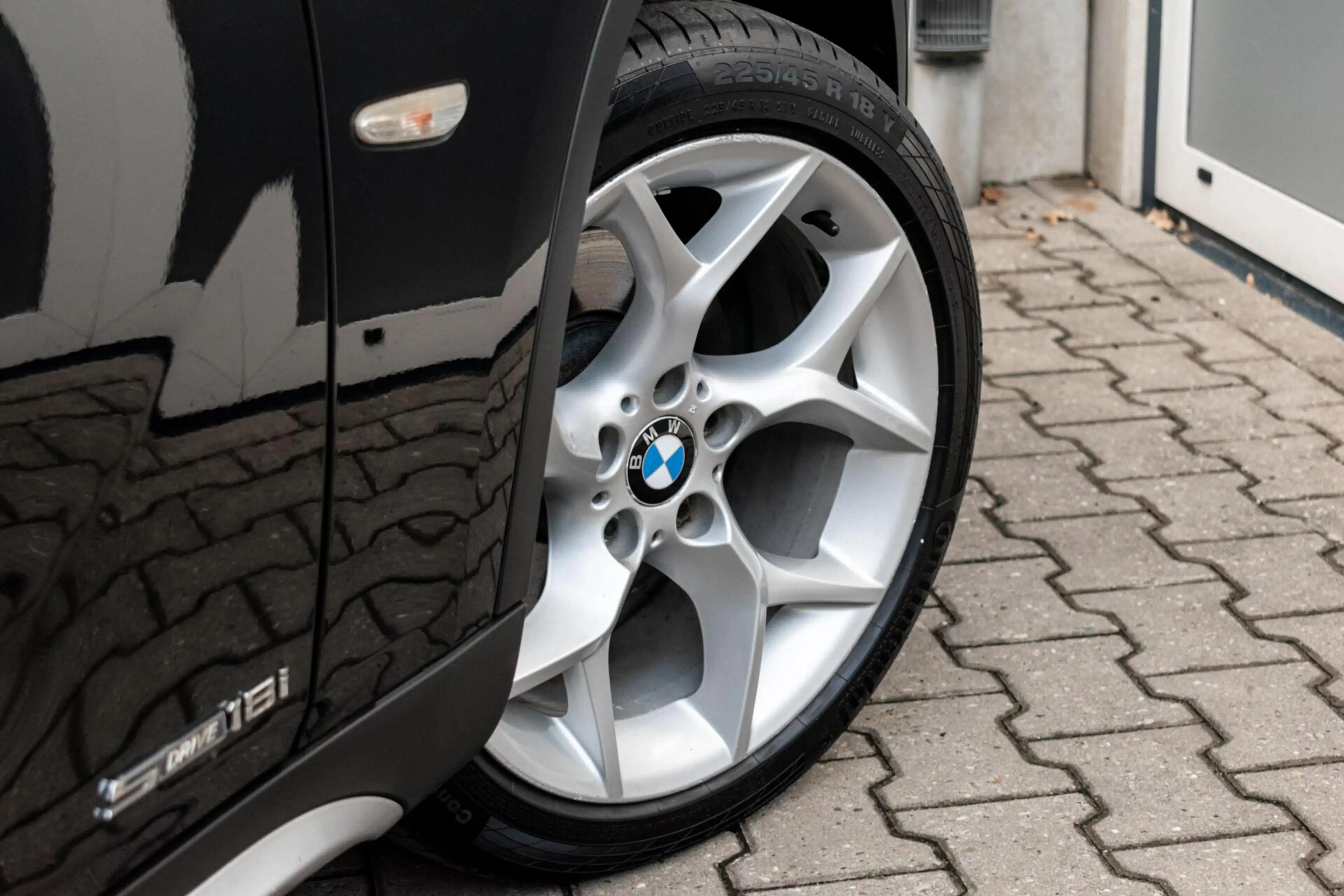 BMW X1 sDrive18i Executive|AFN. TREKHAAK|NAVI|CLIMATE|CRU — photo 29