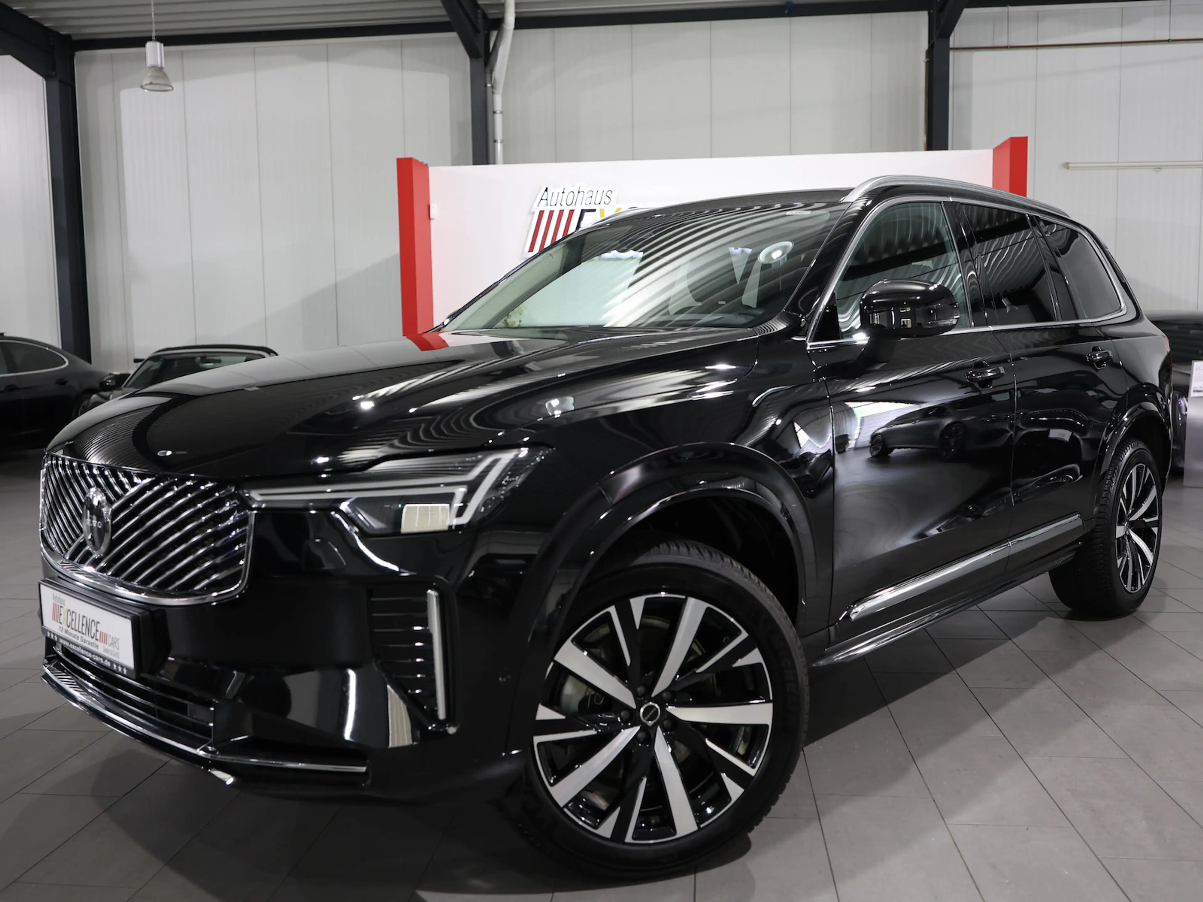 Volvo XC90 B5 PLUS BRIGHT AWD / 7-SITZER / SCHW.AHK — photo 4