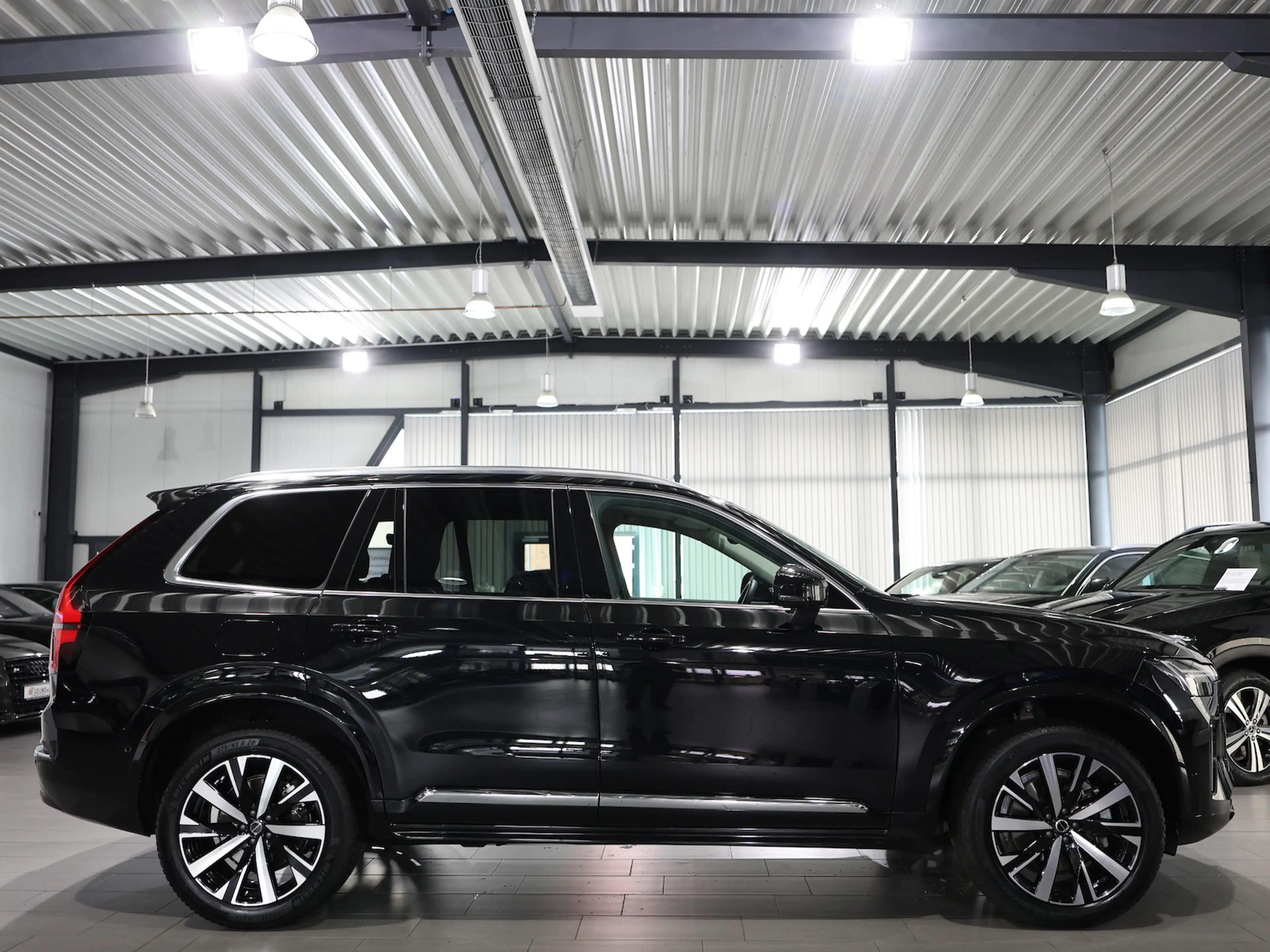 Volvo XC90 B5 PLUS BRIGHT AWD / 7-SITZER / SCHW.AHK — photo 8
