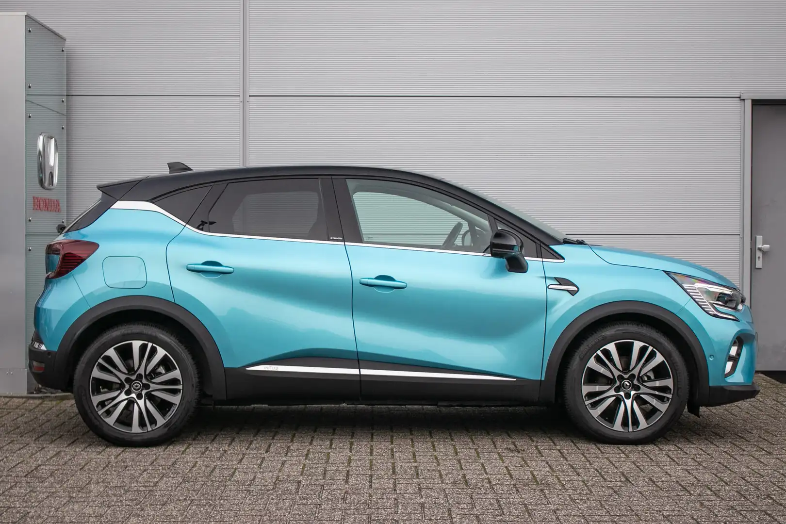 Renault Captur 1.6 E-Tech Plug-in Hybrid 160 Initiale Paris Leer Bleu - 2