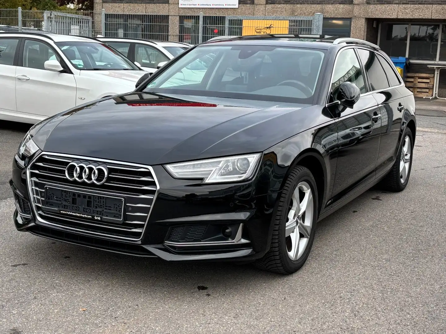 Audi A4 Avant 35 TDI Aut. Sport/Panorama/Navi/Xenon Schwarz - 2