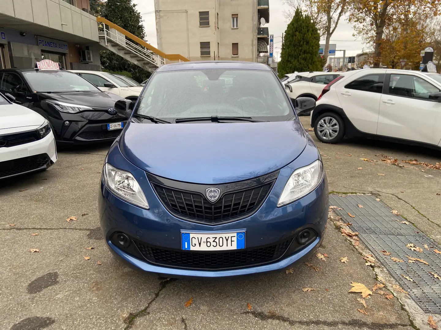Lancia Ypsilon YPSILON ORO 1.0 HYBRID 70cv - IMM. 08/2024 Blu/Azzurro - 1