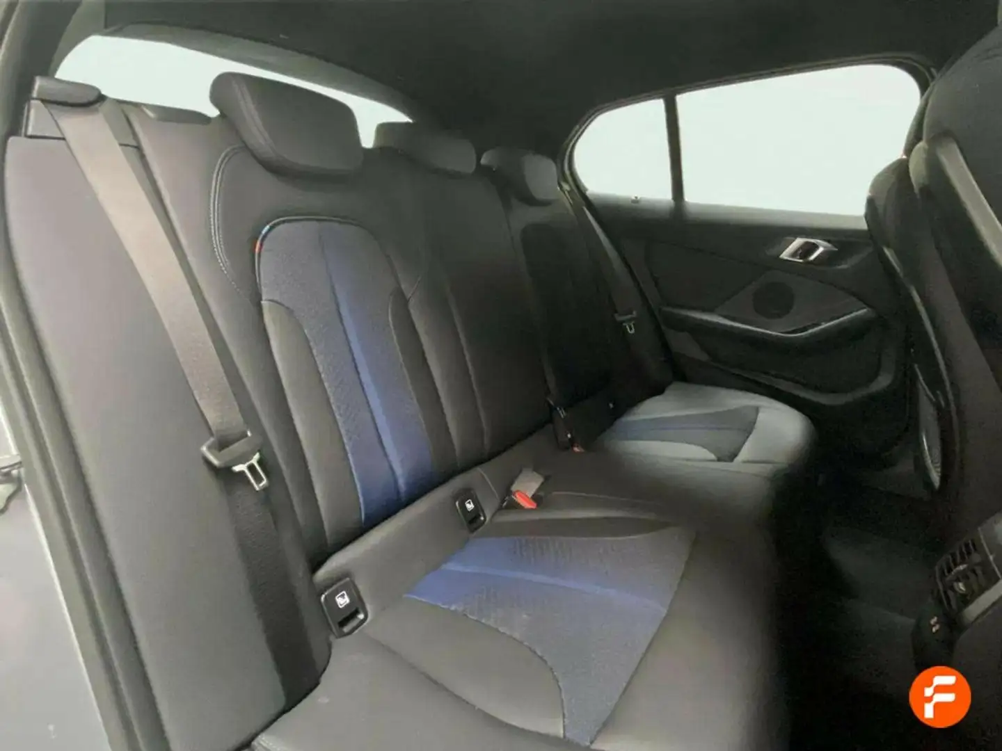 BMW 118 118d Gris - 2