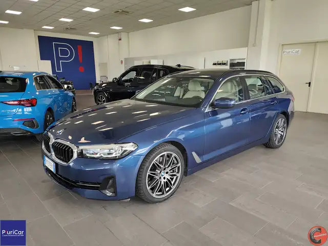 BMW 530 d 48V xDrive Tetto Pelle Navi Cerchi 19”