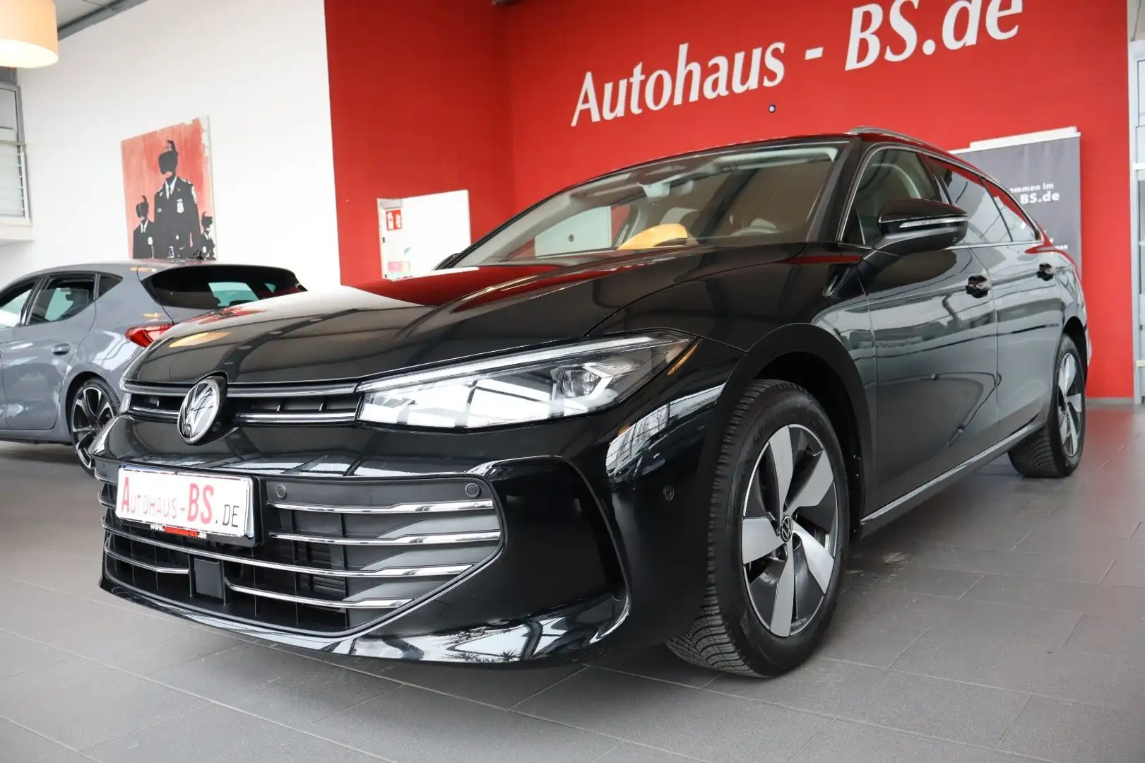 Volkswagen Passat Variant 2.0 TDI DSG,KameraNaviLED,AHK,1Hd Schwarz - 1