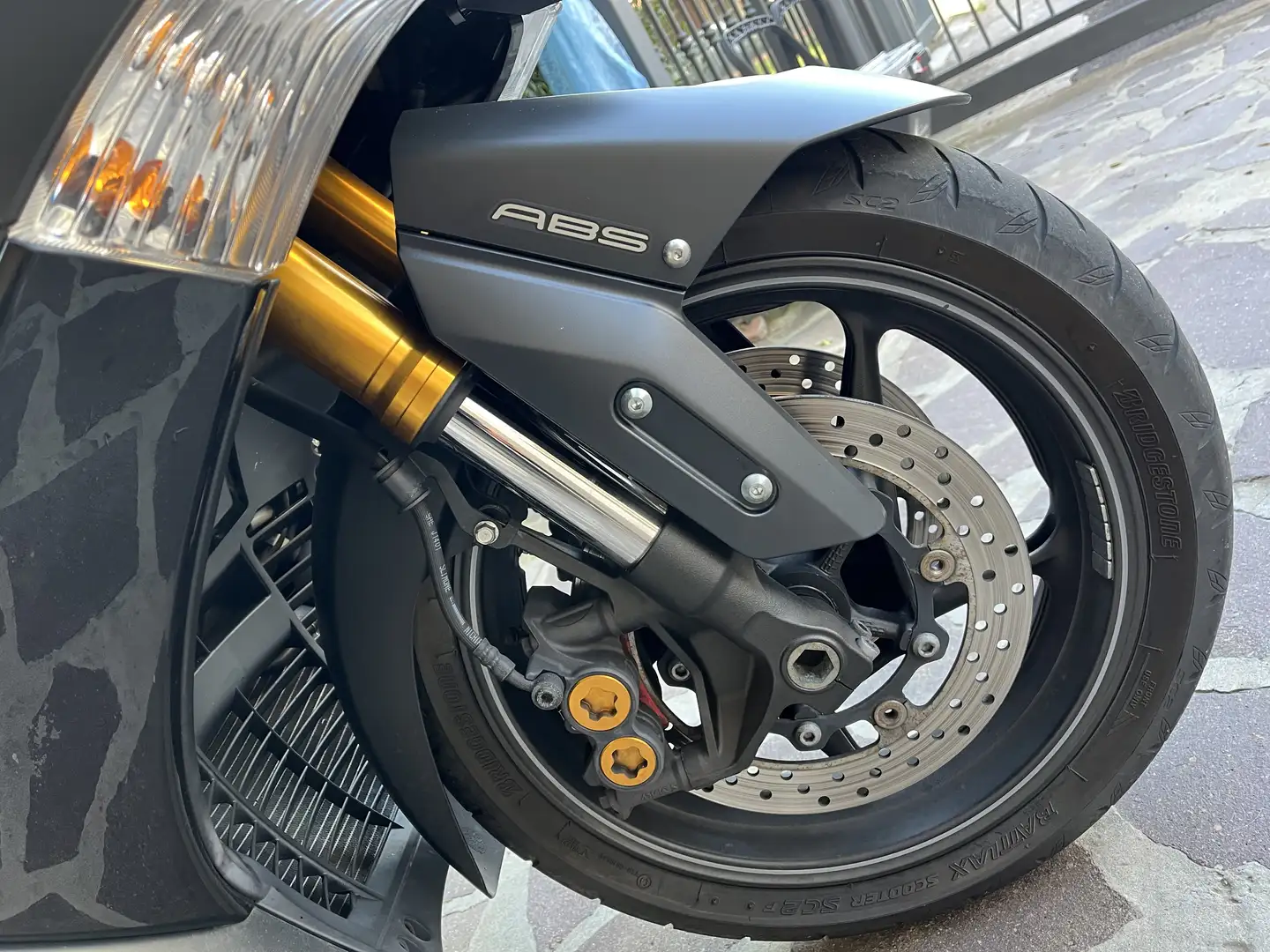 Yamaha TMAX 530 Iron Max - 1