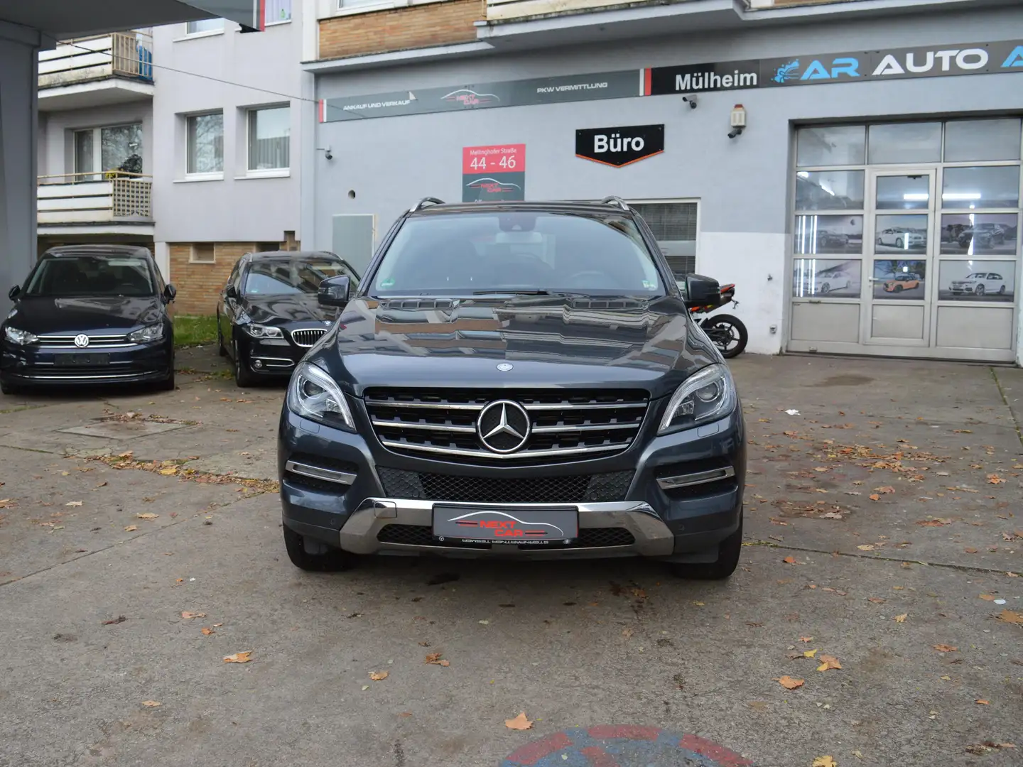 Mercedes-Benz ML 250 M-Klasse Diesel BlueTEC 4MATIC 7G-TRONIC*Navi*AHK* Grau - 2