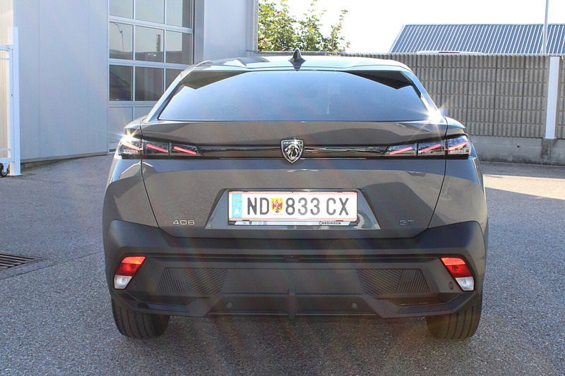 Peugeot 408 Hybrid 145 e-DCS6 GT — photo 6