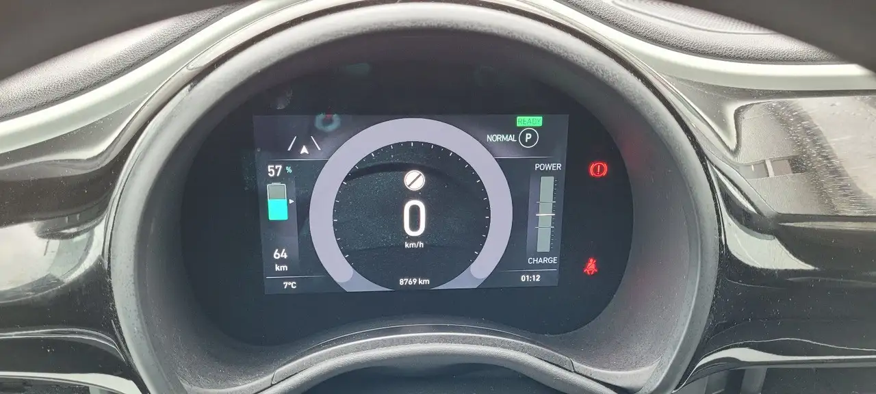 Fiat 500e Action 9