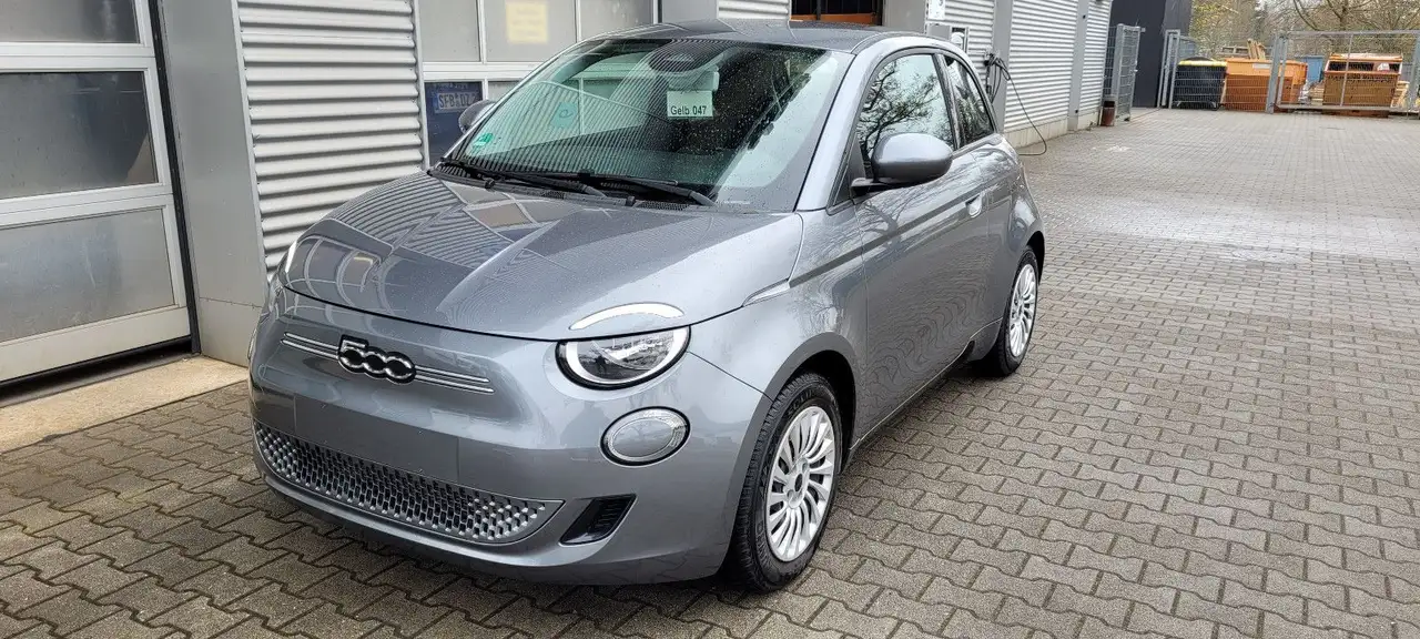 Fiat 500e Action 2