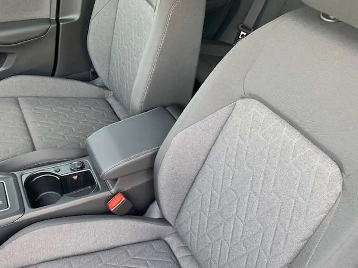 Volkswagen Golf LIFE 2.0TDI 116CV 6 VITESSES Argent - 2