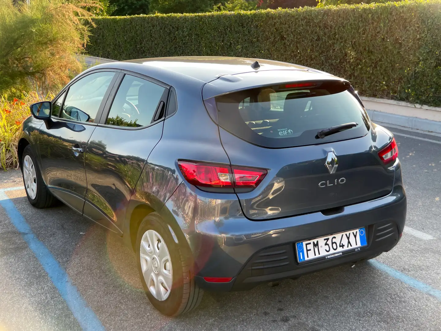 Renault Clio Clio IV 2017 0.9 tce energy Zen Gpl 90cv Grigio - 2