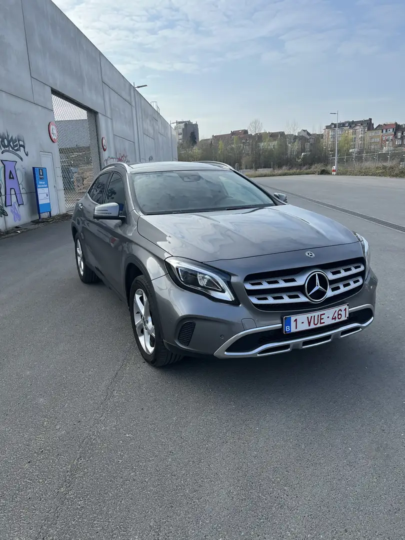 Mercedes-Benz GLA 180 Business Solution (EU6.2) - 1