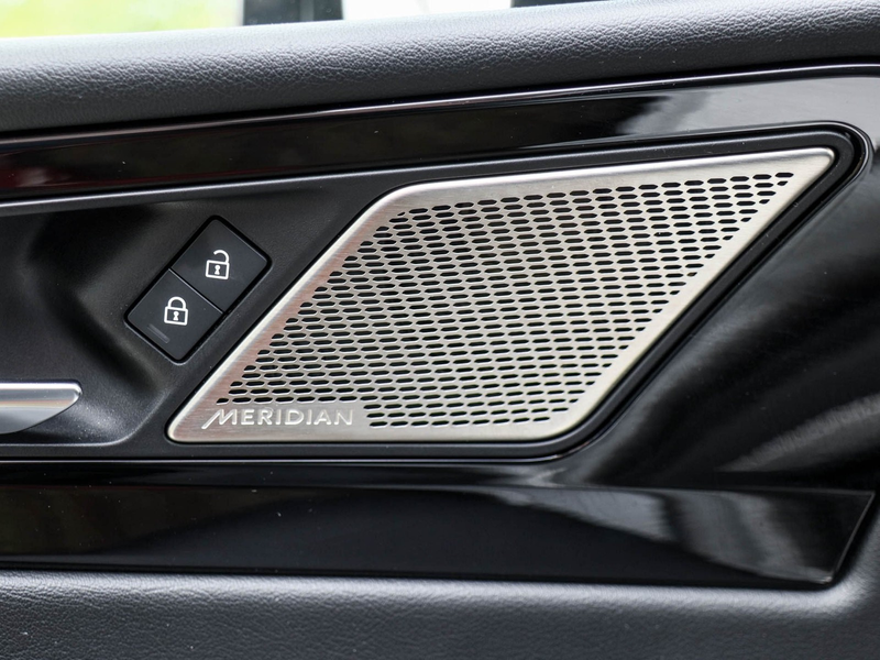Jaguar XE P250 R-Dynamic Black Schiebedach, Tot-Winkel — photo 14