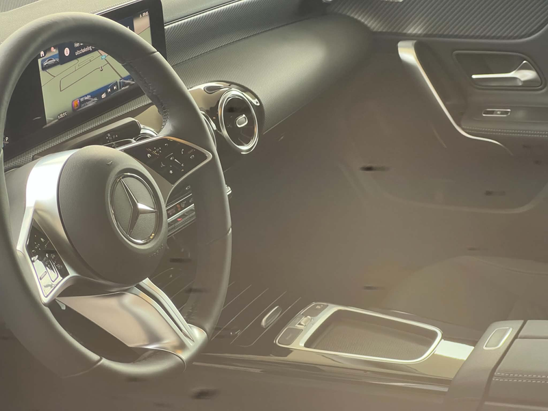 Mercedes-Benz CLA 180 coupé progressive 2025 automaat dodehoekassist camera — photo 4