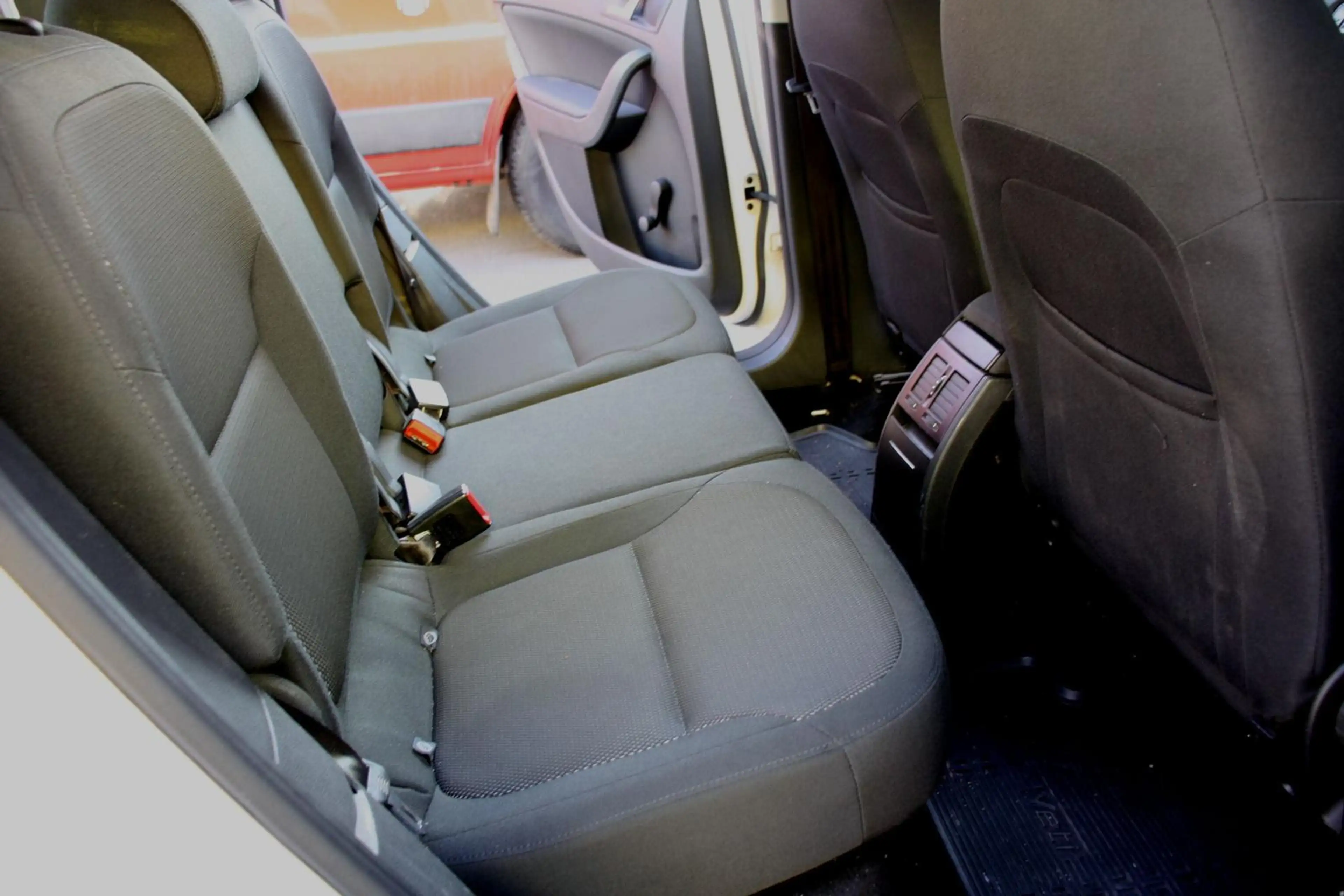 Skoda Yeti Ambition 4x4 TÜV neu AHK PDC Winter Climatic 2.0 T — photo 15