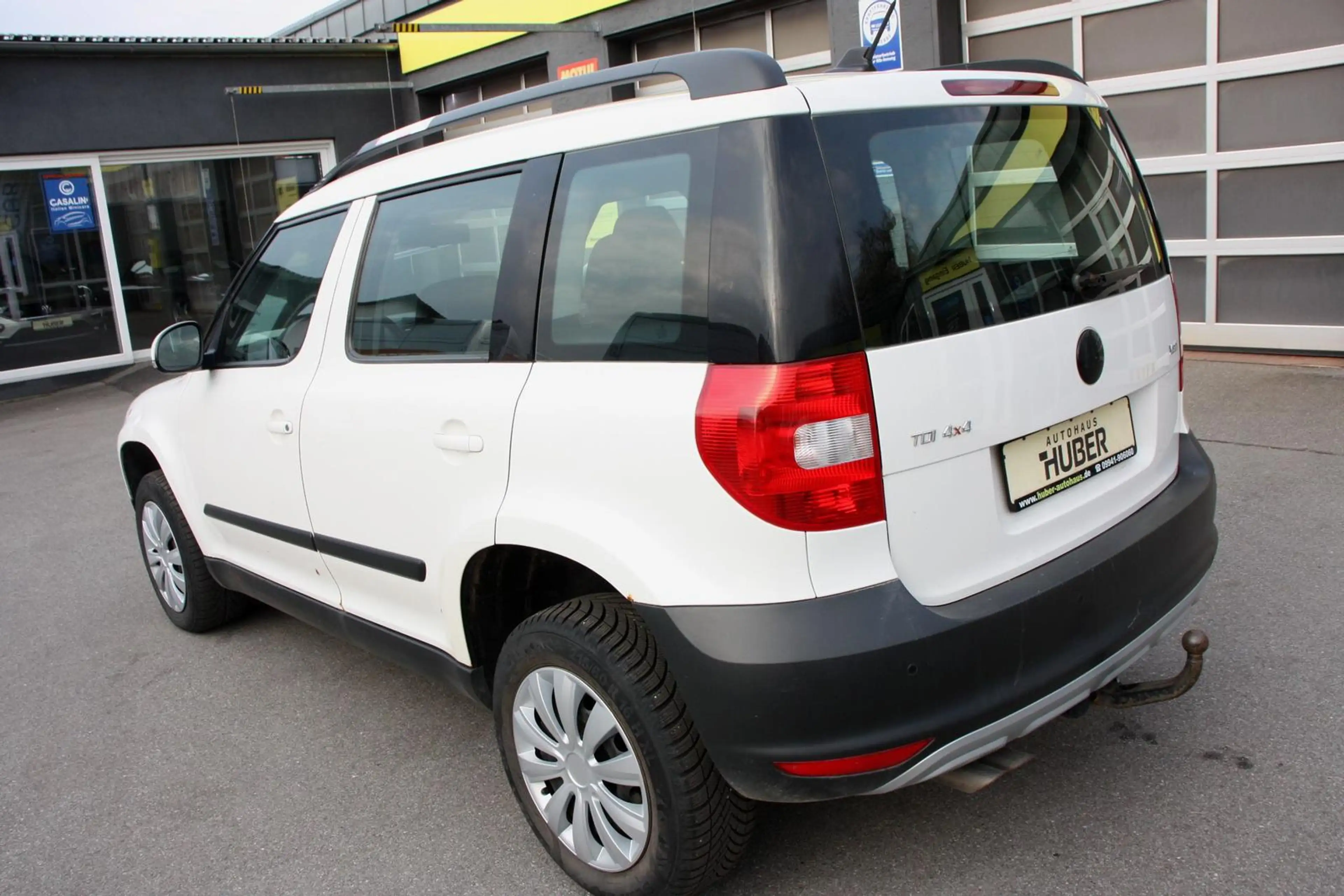 Skoda Yeti Ambition 4x4 TÜV neu AHK PDC Winter Climatic 2.0 T — photo 3