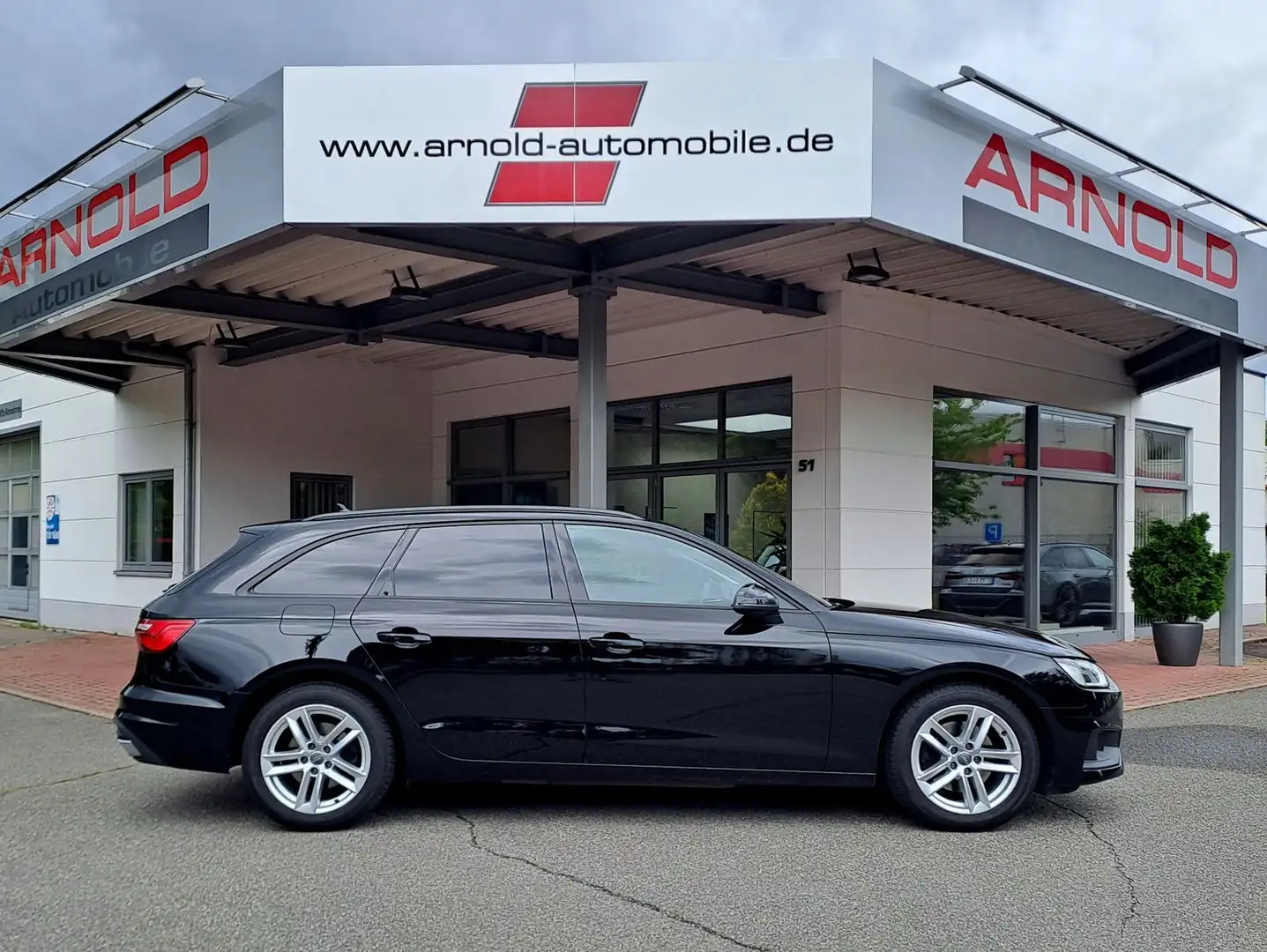 Audi A4 Avant 35 TDI S tronic Negro - 2