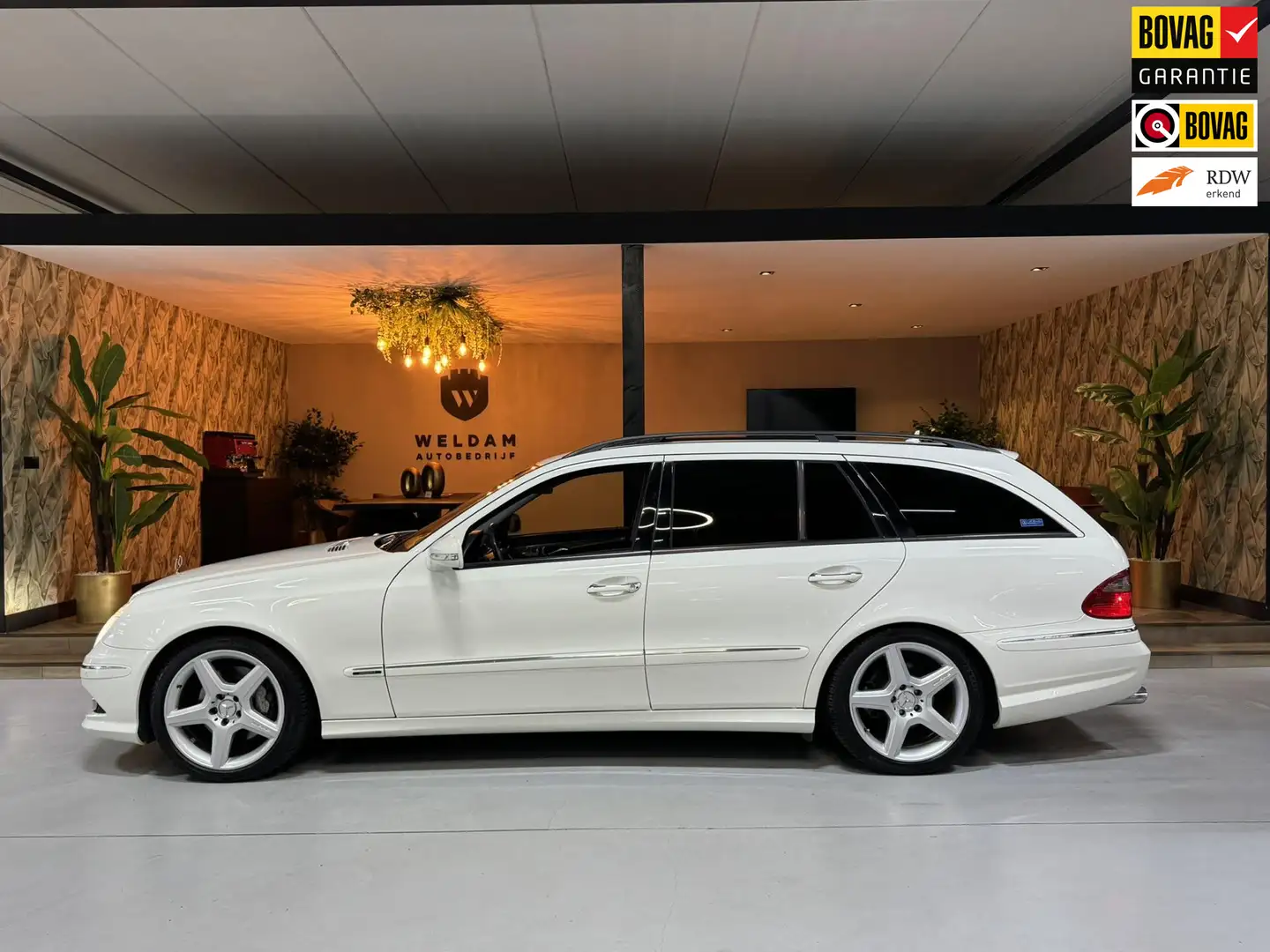 Mercedes-Benz E 550 Estate AMG Avantgarde Garantie Pano Memory Leder S Weiß - 1