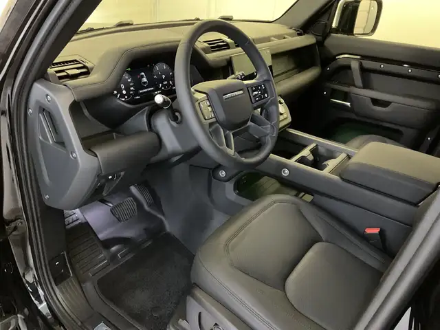 Land Rover Defender 110 D300 AWD X-Dynami Ansicht 5