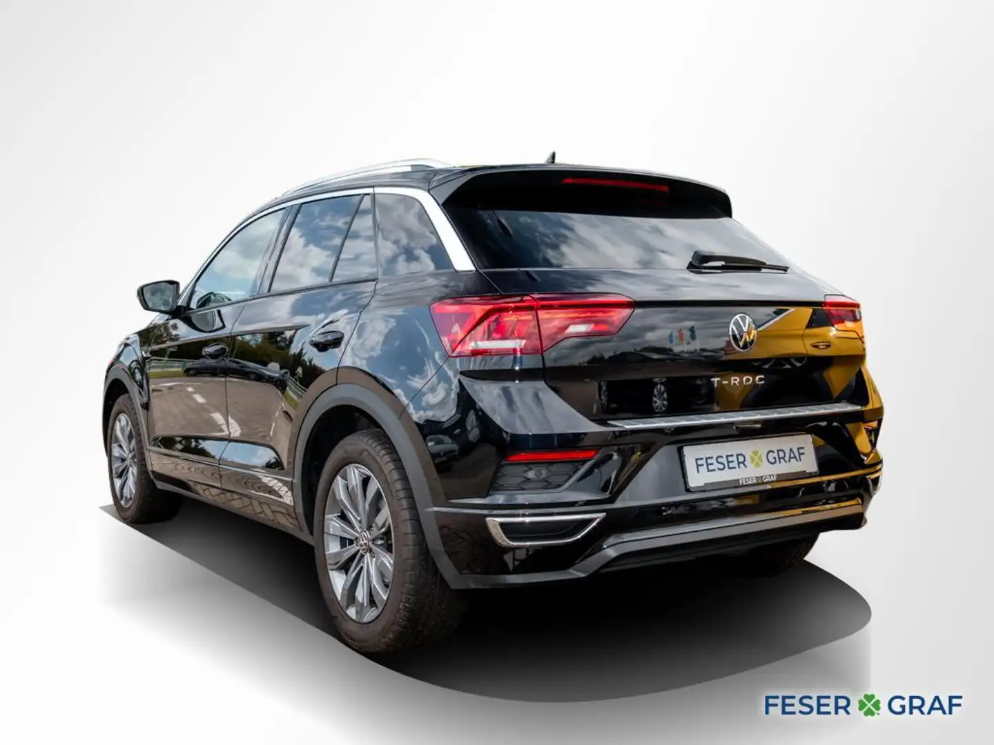 Volkswagen T-Roc 2.0 TDI 4M SPORT LED/PANO/AHK/R-LINE Zwart - 2