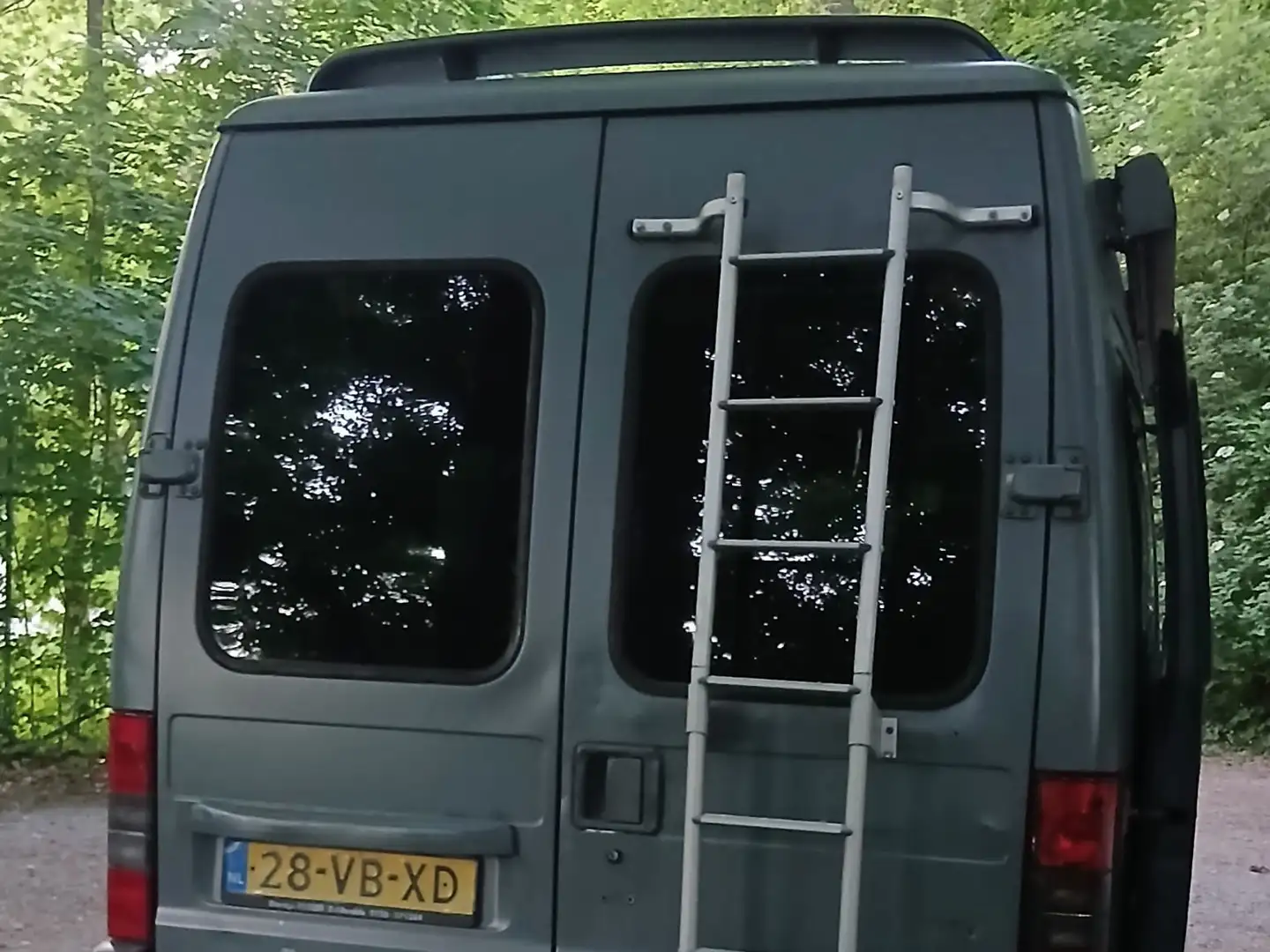 Peugeot Boxer Grijs - 2
