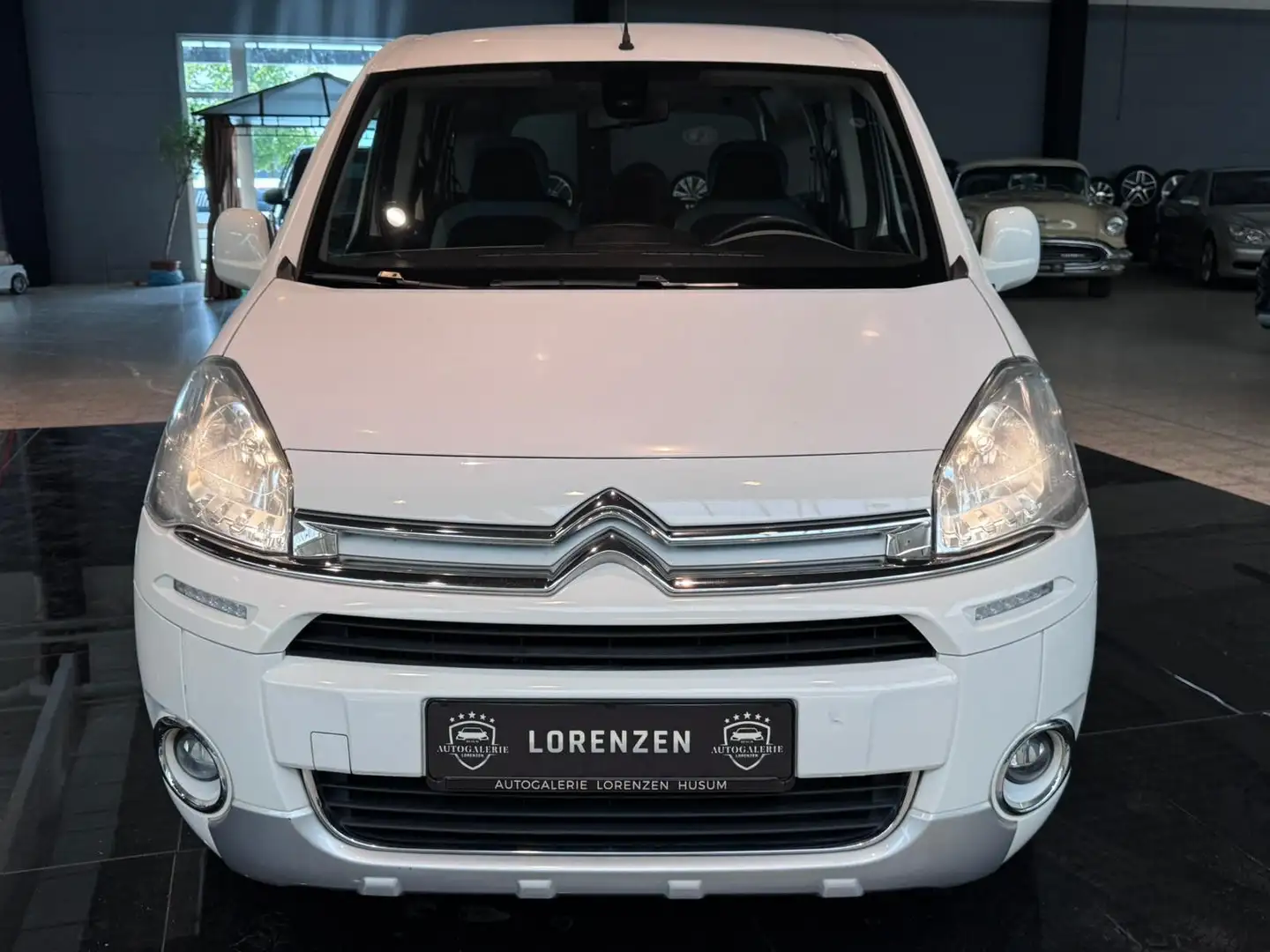 Citroen Berlingo Kombi Selection PDC LED Tempo Klima Weiß - 2
