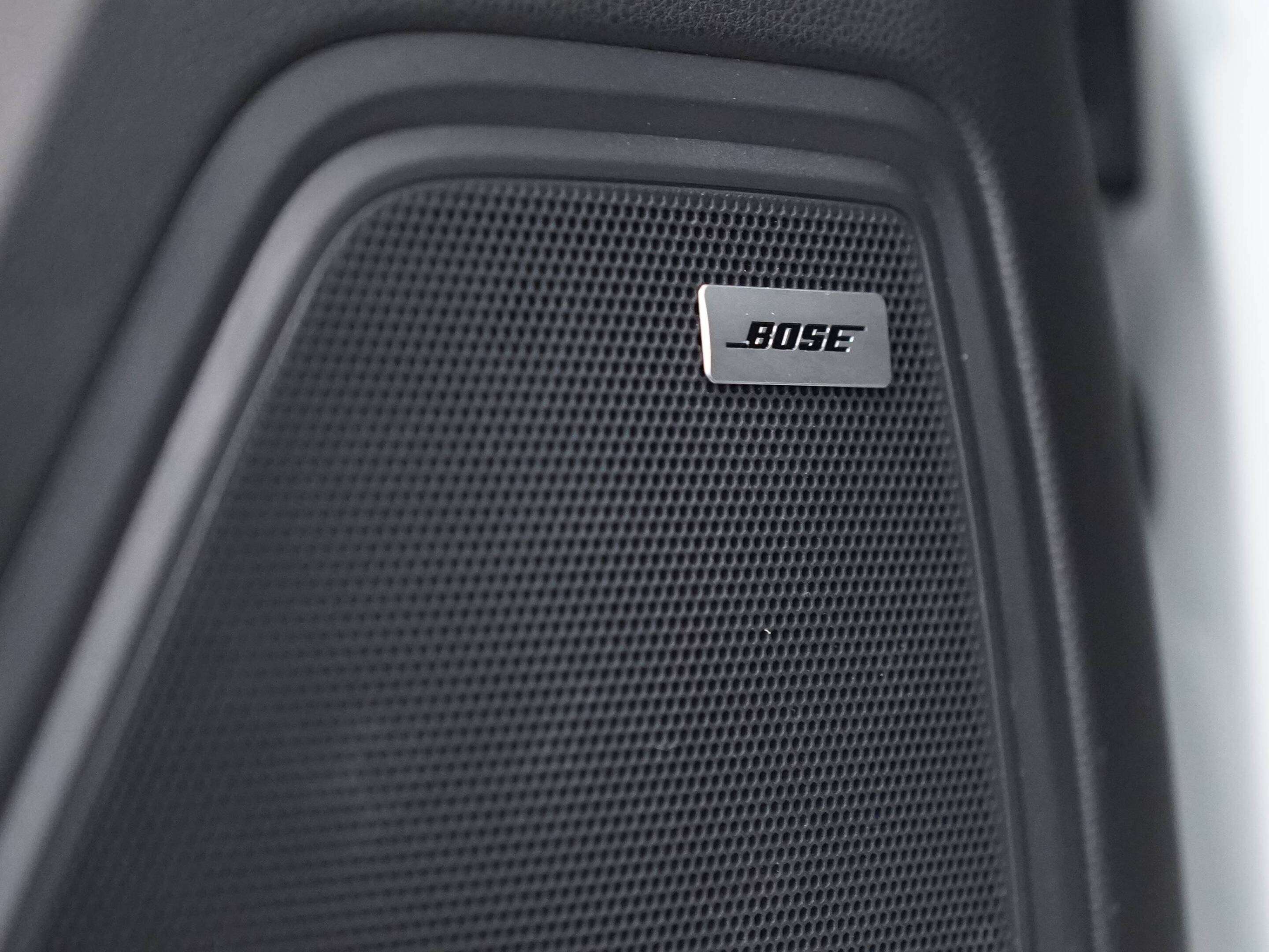 2021 Porsche Macan AWD thumb 23