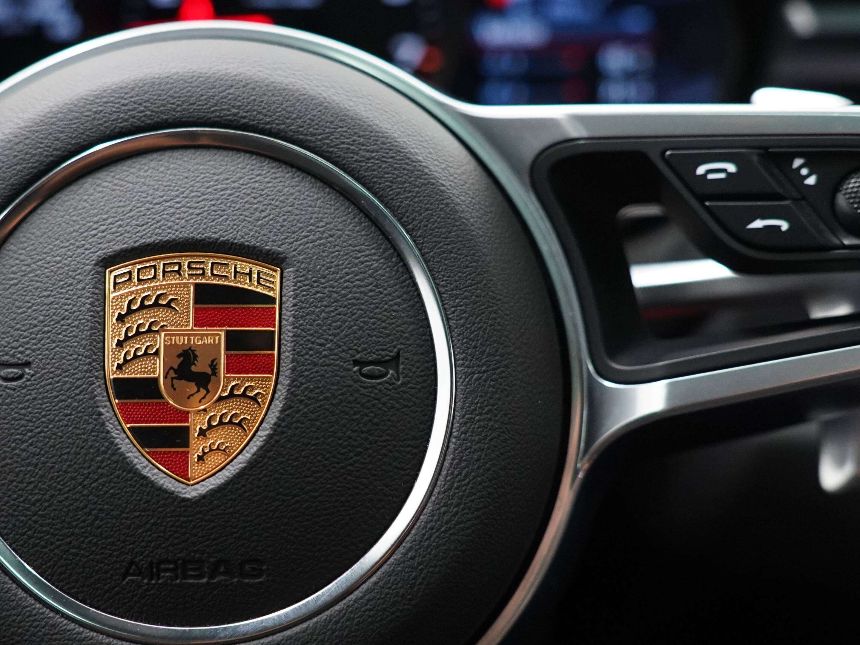 2021 Porsche Macan AWD thumb 21