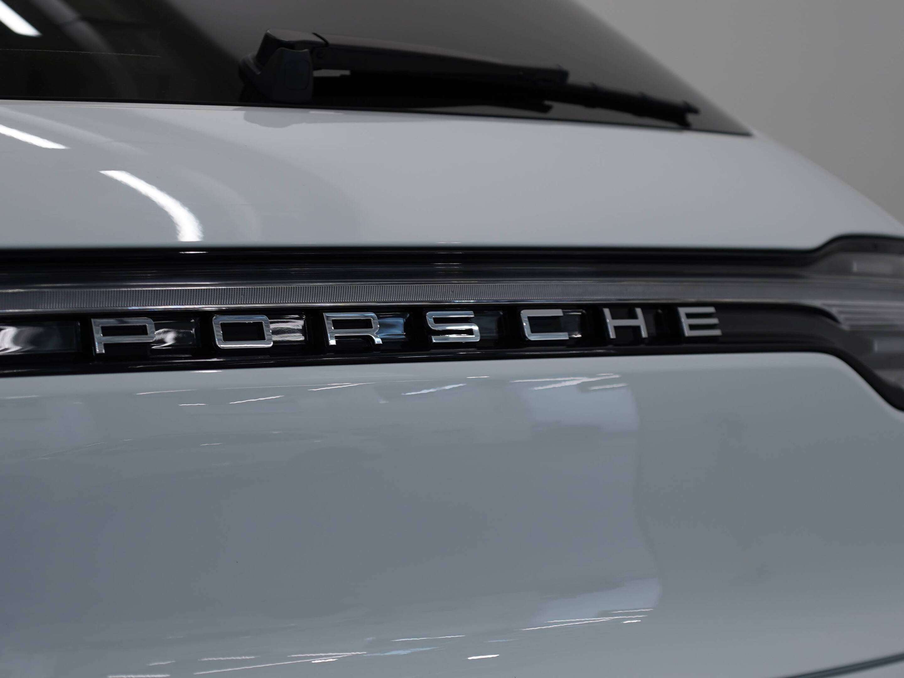 2021 Porsche Macan AWD thumb 13