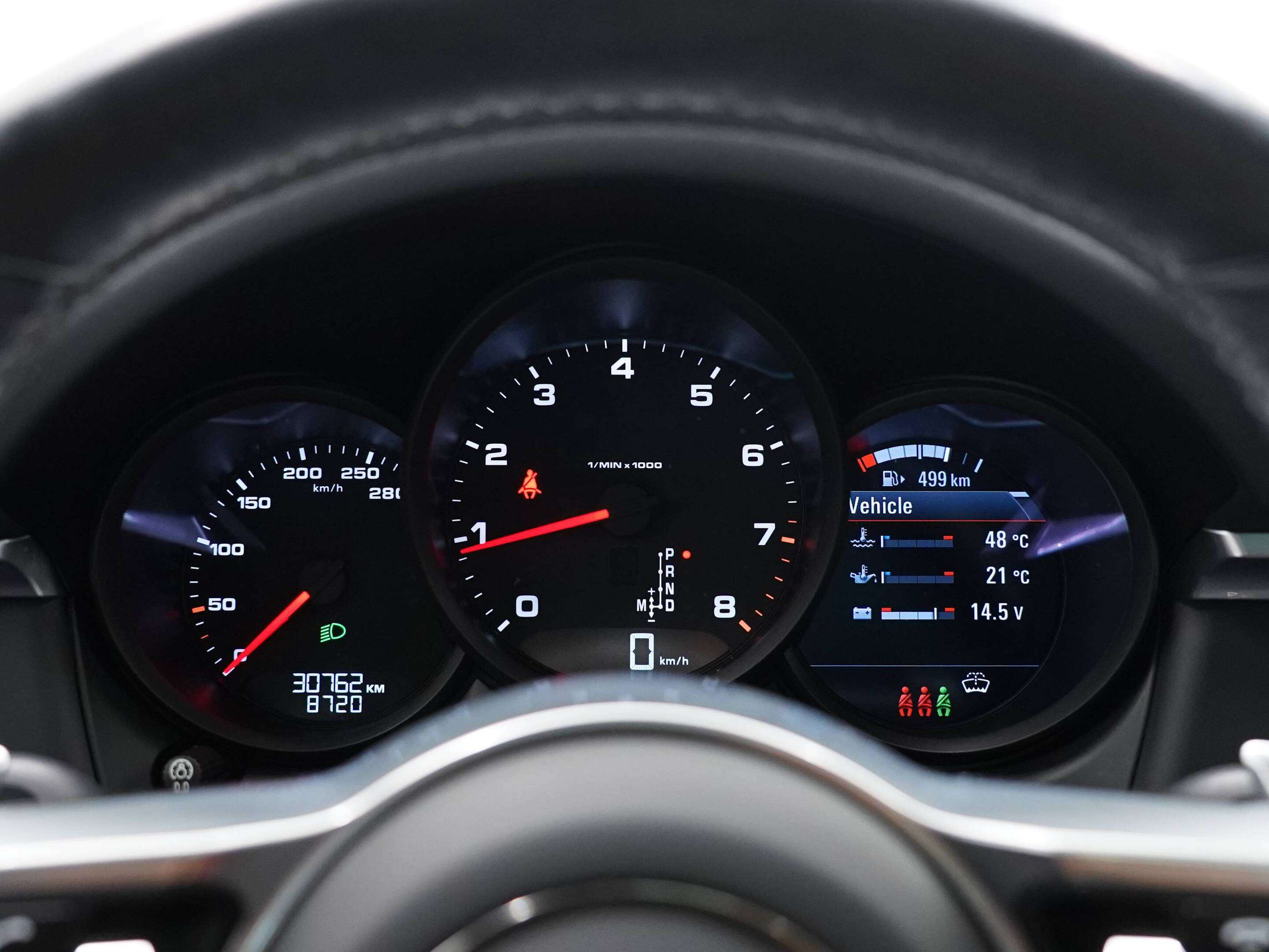 2021 Porsche Macan AWD thumb 15