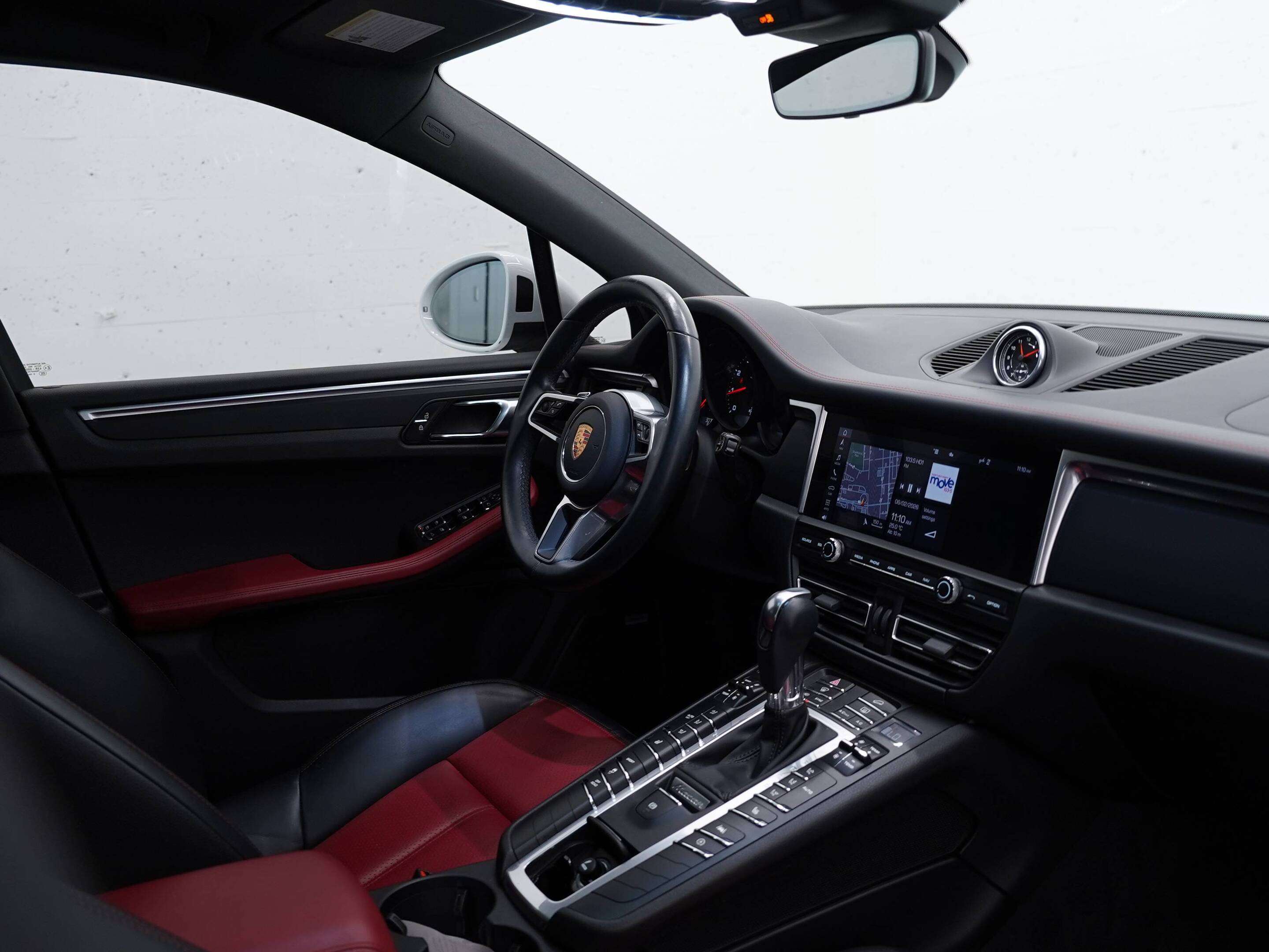 2021 Porsche Macan AWD thumb 28