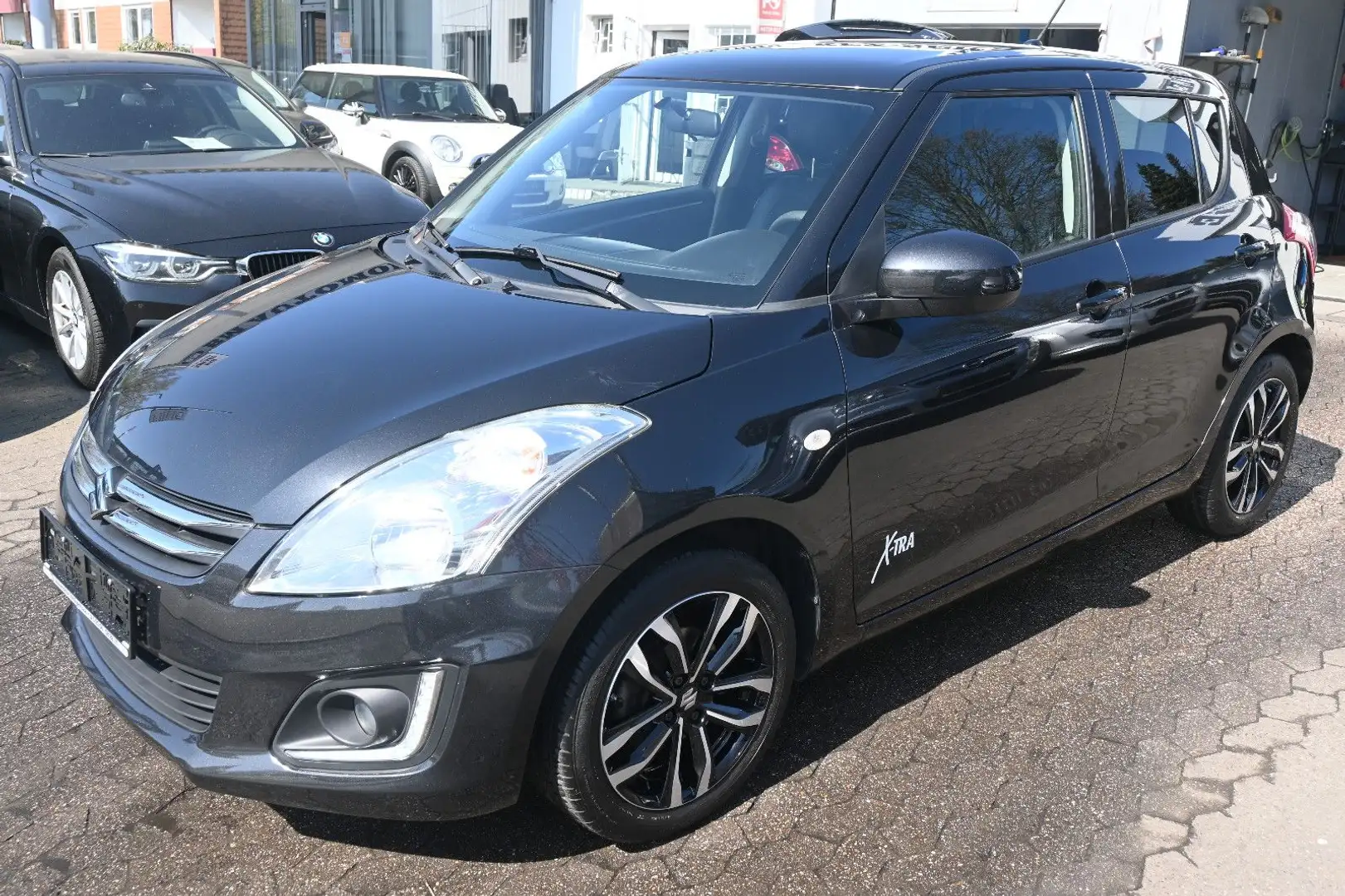 Suzuki Swift Comfort*1.Hand*Leder*LED*Tempo*Erst55000KM Schwarz - 1