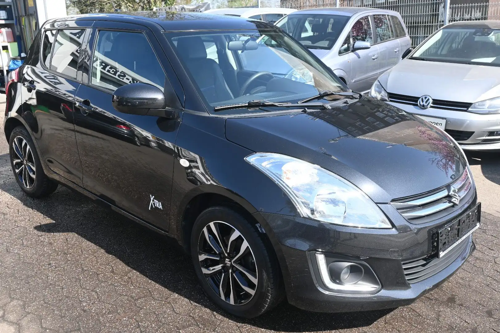 Suzuki Swift Comfort*1.Hand*Leder*LED*Tempo*Erst55000KM Schwarz - 2