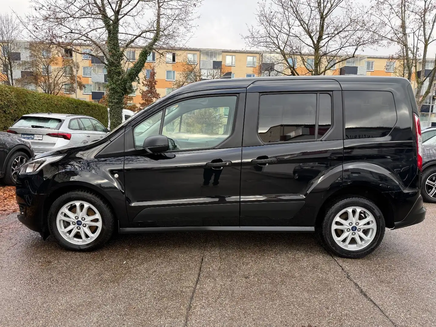 Ford Tourneo Connect AUT Trend S&S~Facelift~AHK~ACC Noir - 2