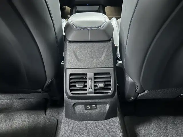 BMW 1 Series view 15