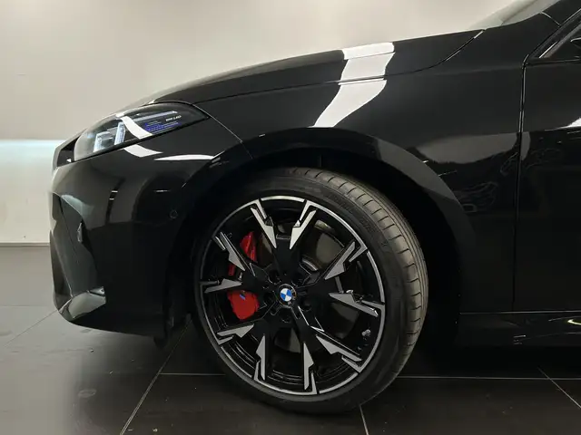 BMW 1 Series view 9