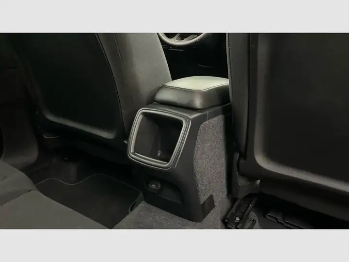 Volvo XC40 T2 Essential Manual 2022, foto 38