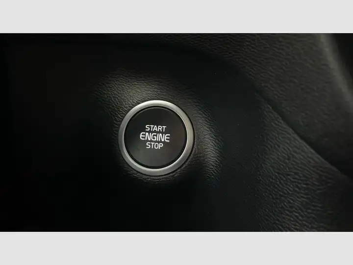 Volvo XC40 T2 Essential Manual 2022, foto 26
