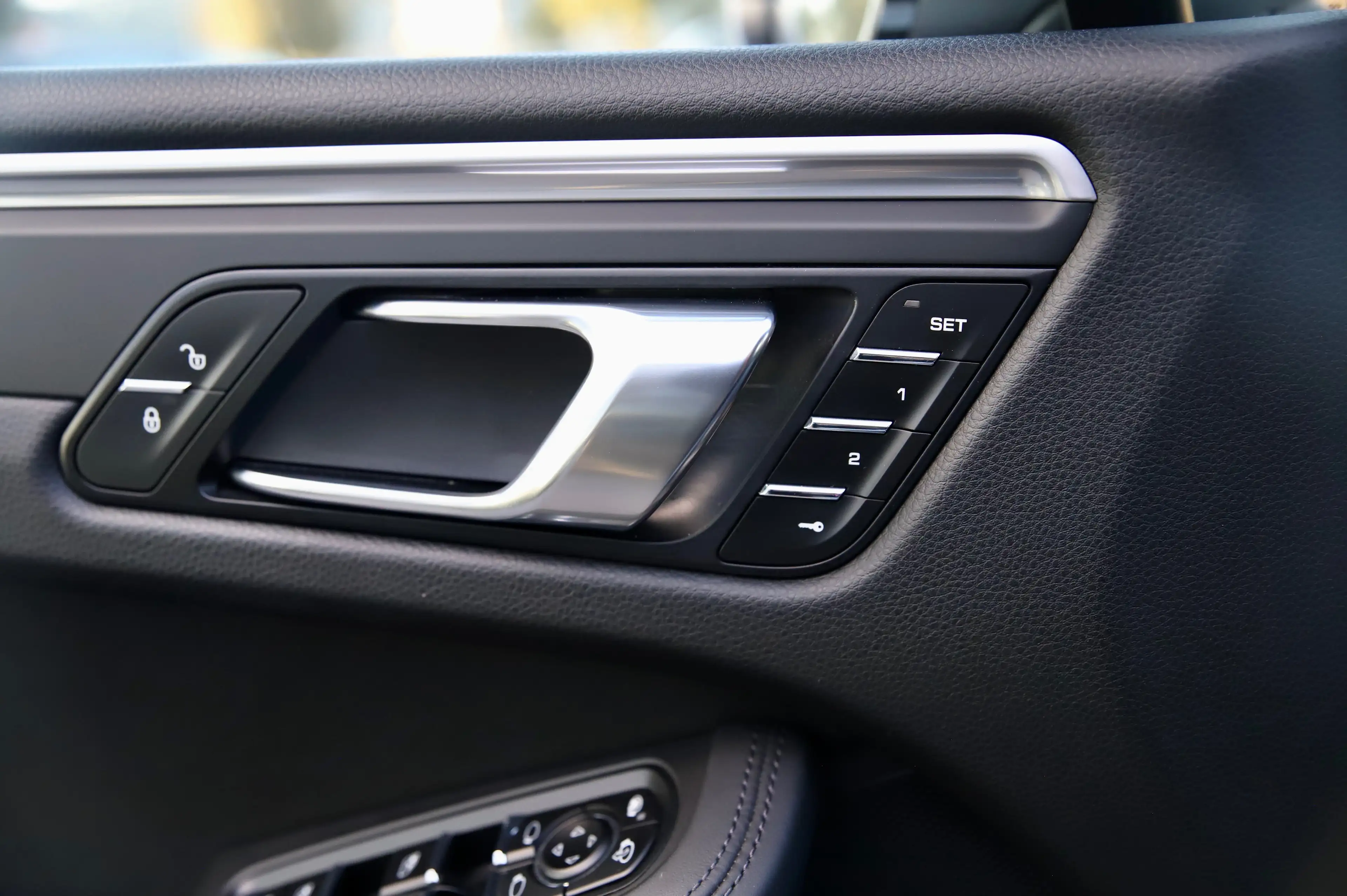 Porsche Macan 2.0T PDK - 21" Design - Pano - Camera - Memory - Trekhaak - ... — photo 22