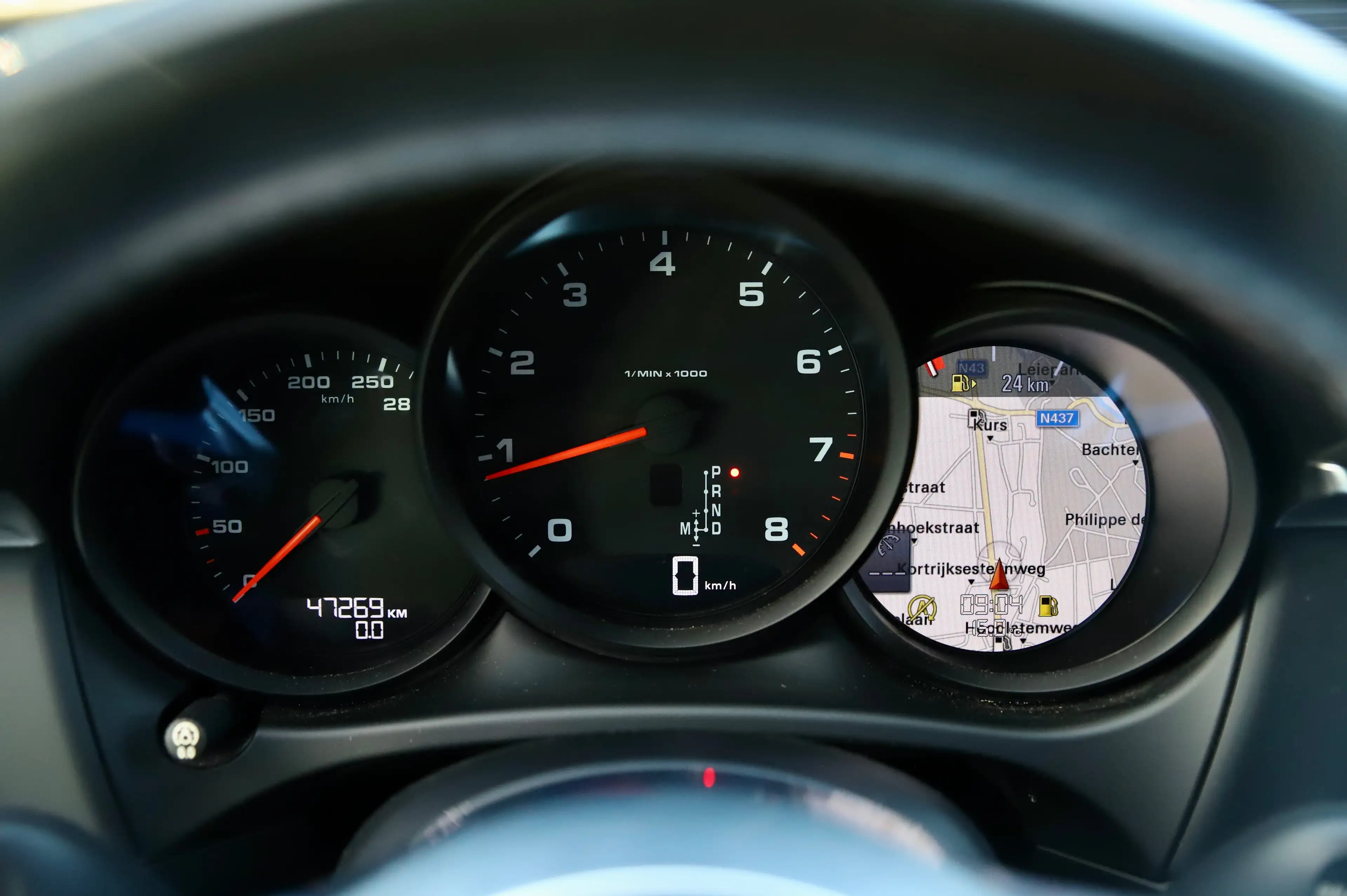 Porsche Macan 2.0T PDK - 21" Design - Pano - Camera - Memory - Trekhaak - ... — photo 27