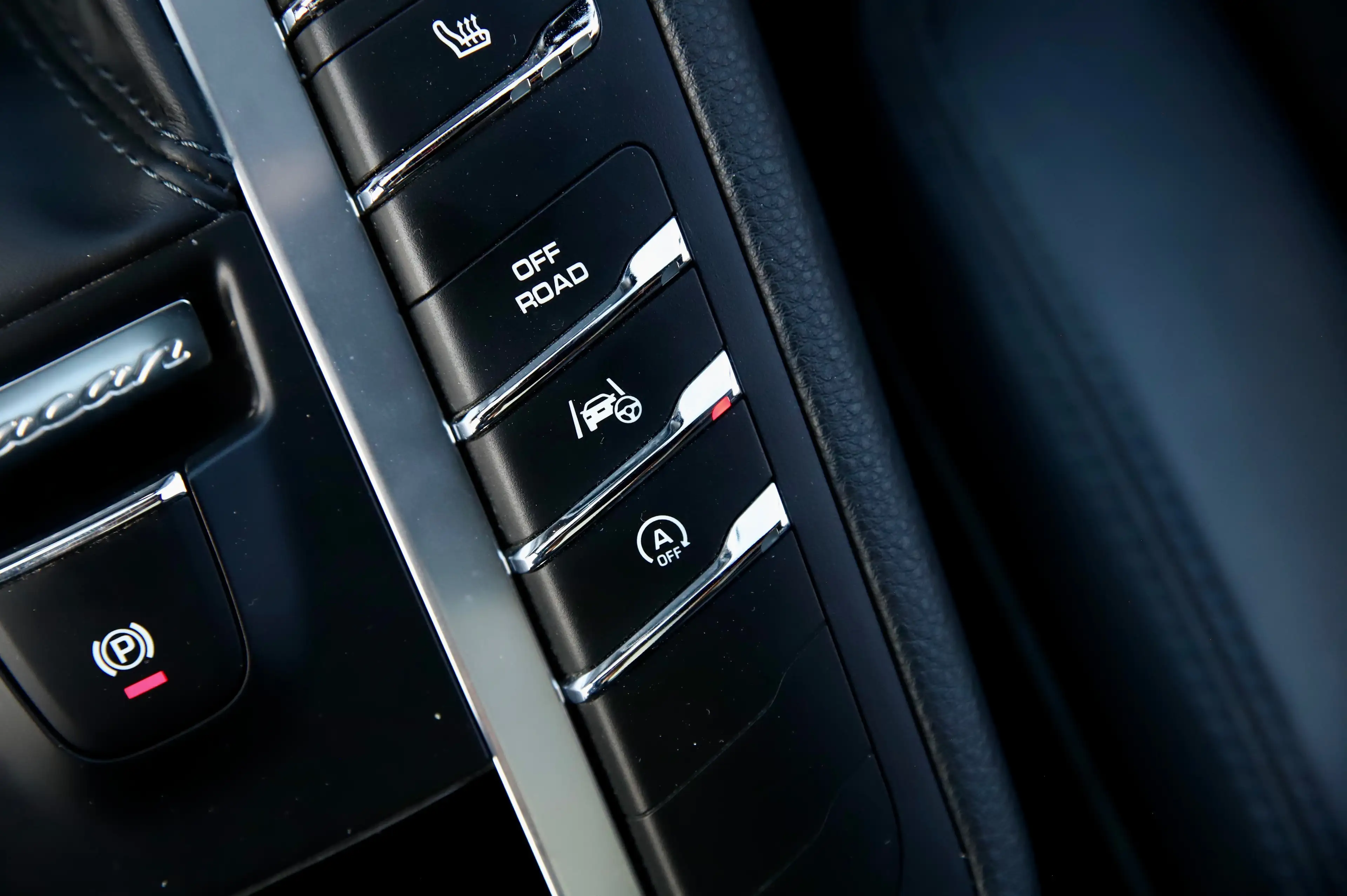 Porsche Macan 2.0T PDK - 21" Design - Pano - Camera - Memory - Trekhaak - ... — photo 25